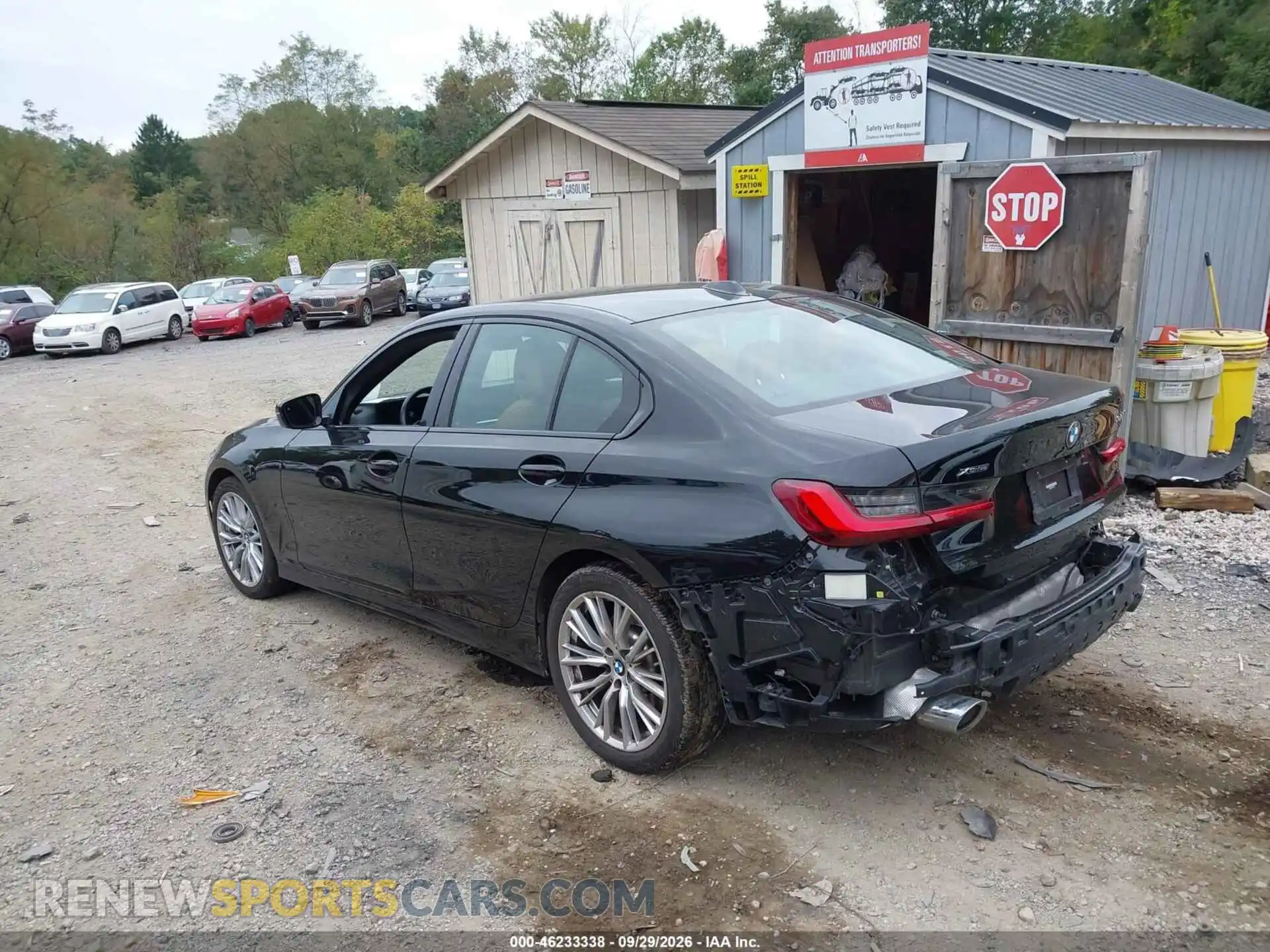 3 fotografías del automóvil dañado 3MW89FF02P8D04642 BMW 330I 2023
