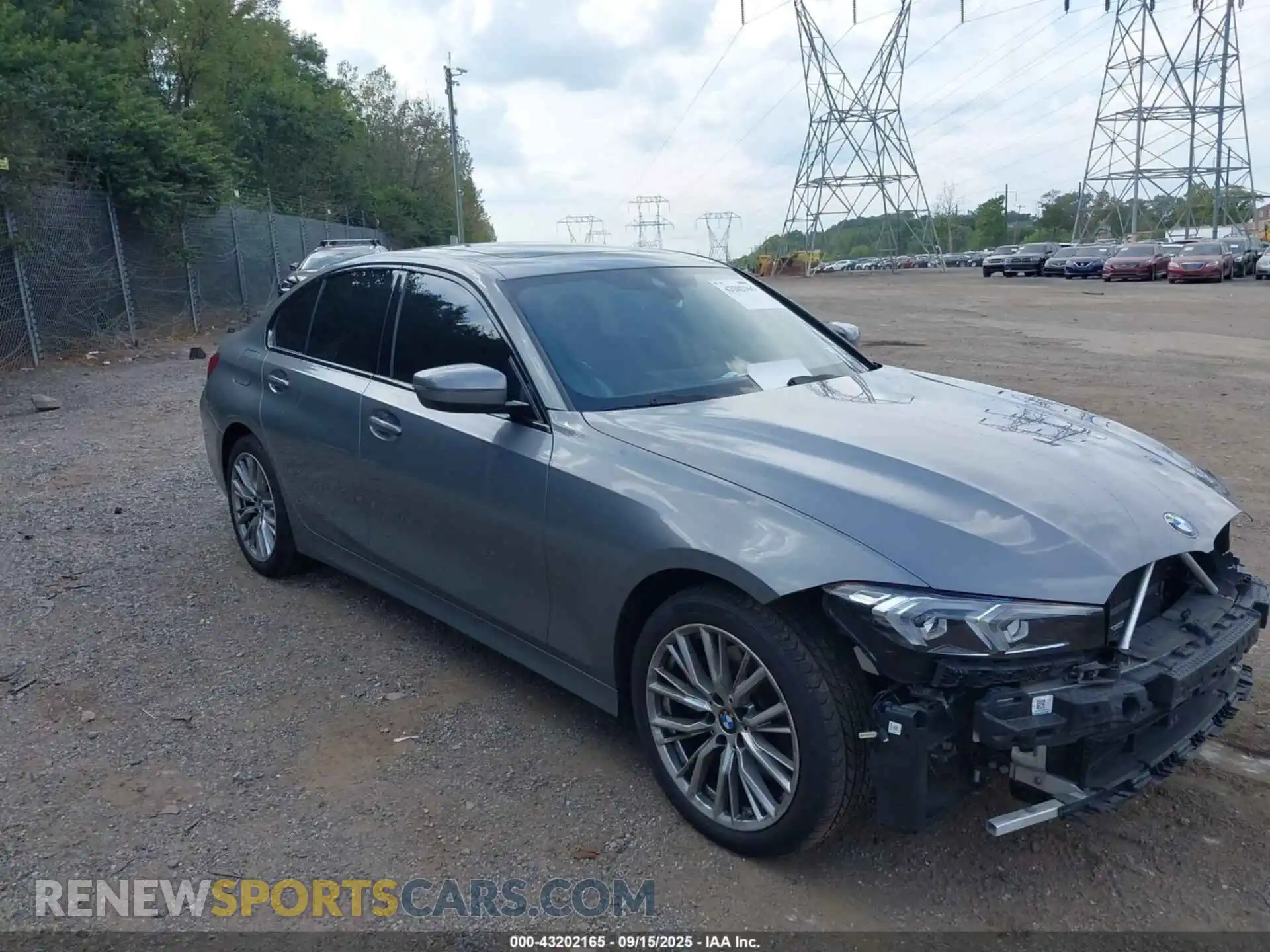 1 Photograph of a damaged car 3MW89FF04P8D49131 BMW 330I 2023