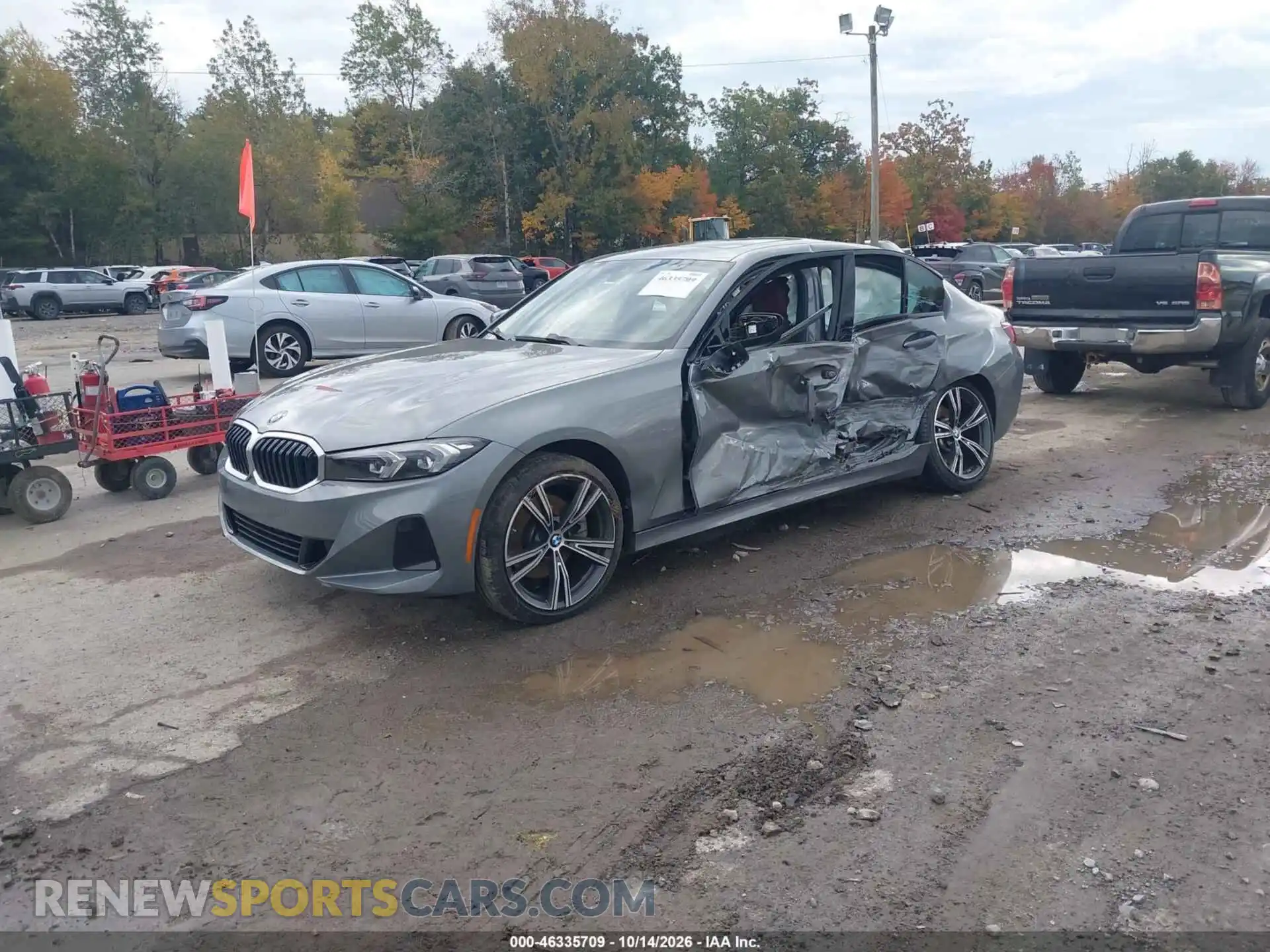 2 fotografías del automóvil dañado 3MW89FF0XP8D40997 BMW 330I 2023