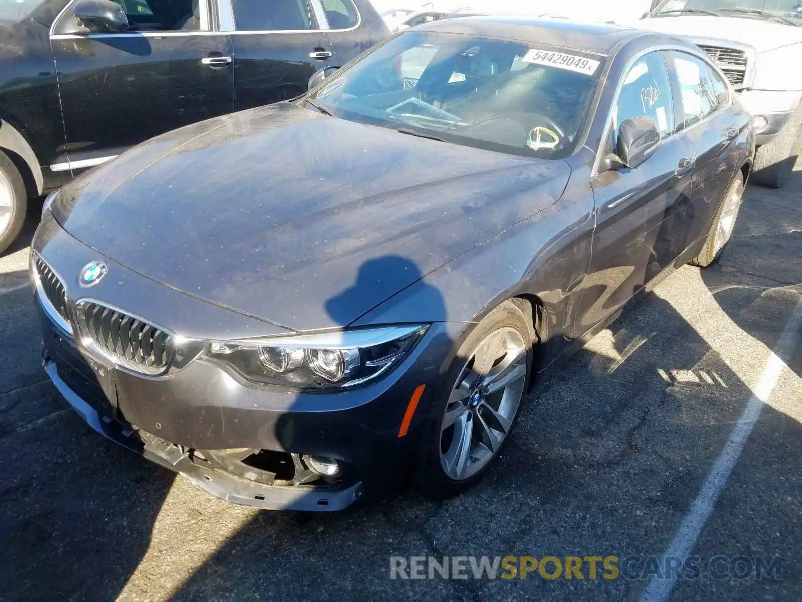 2 Фотография поврежденного автомобиля WBA4J1C57KBM14814 BMW 4 SERIES 2019
