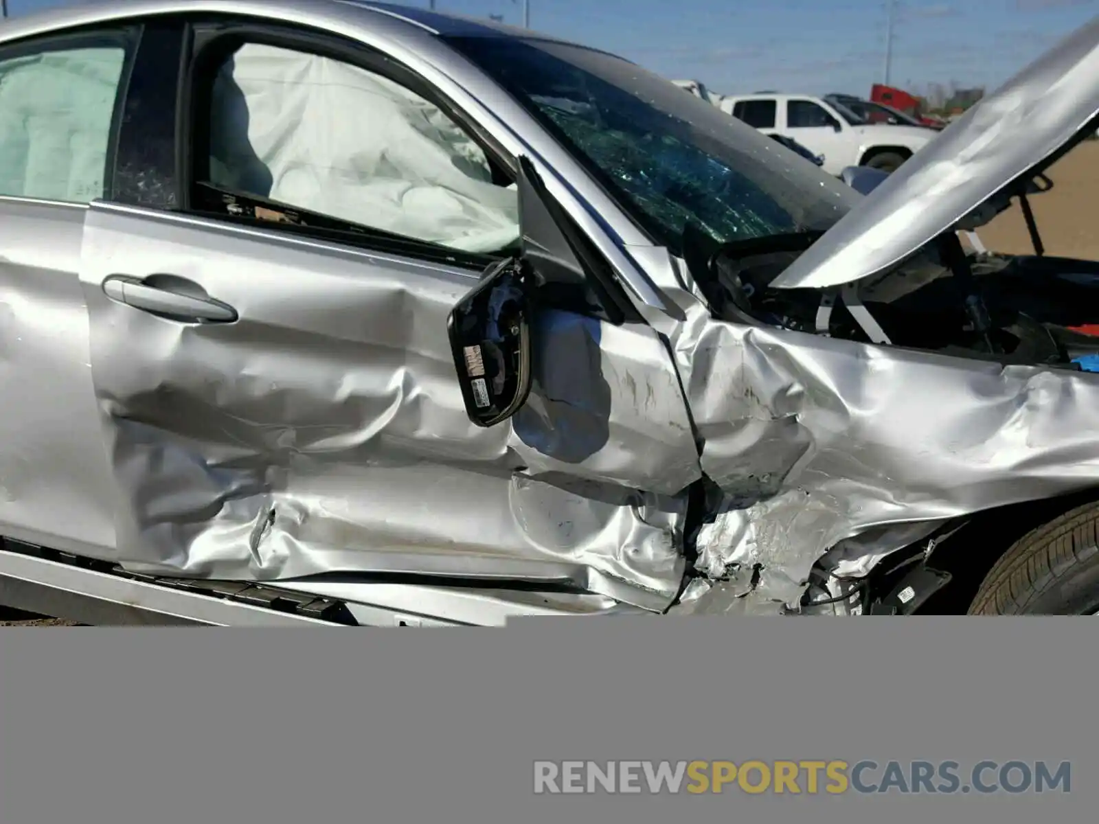 9 Photograph of a damaged car WBA4J3C5XKBL06330 BMW 4 SERIES 2019