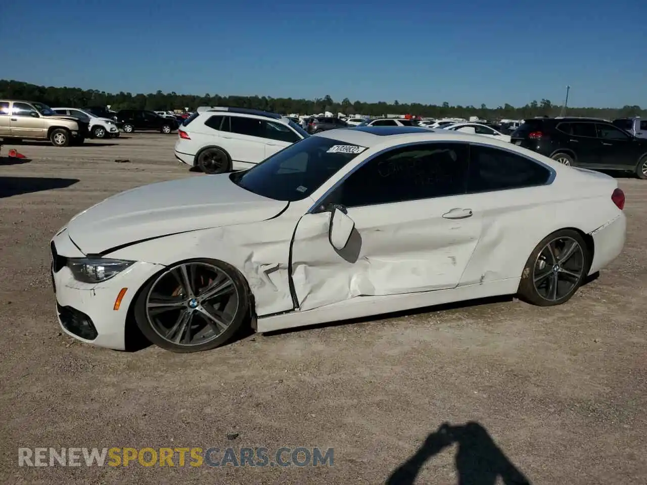 1 Photograph of a damaged car WBA4W3C52KAF91941 BMW 4 SERIES 2019