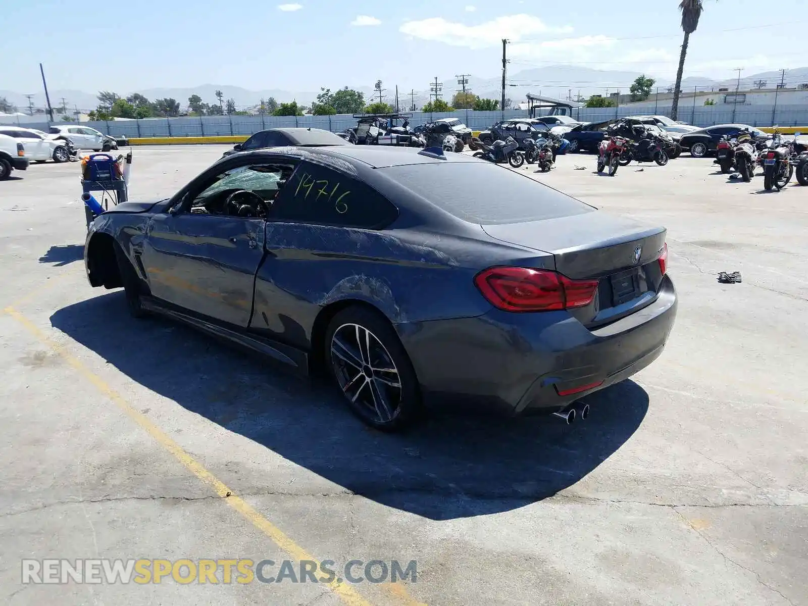 3 Photograph of a damaged car WBA4W3C5XKAF92948 BMW 4 SERIES 2019