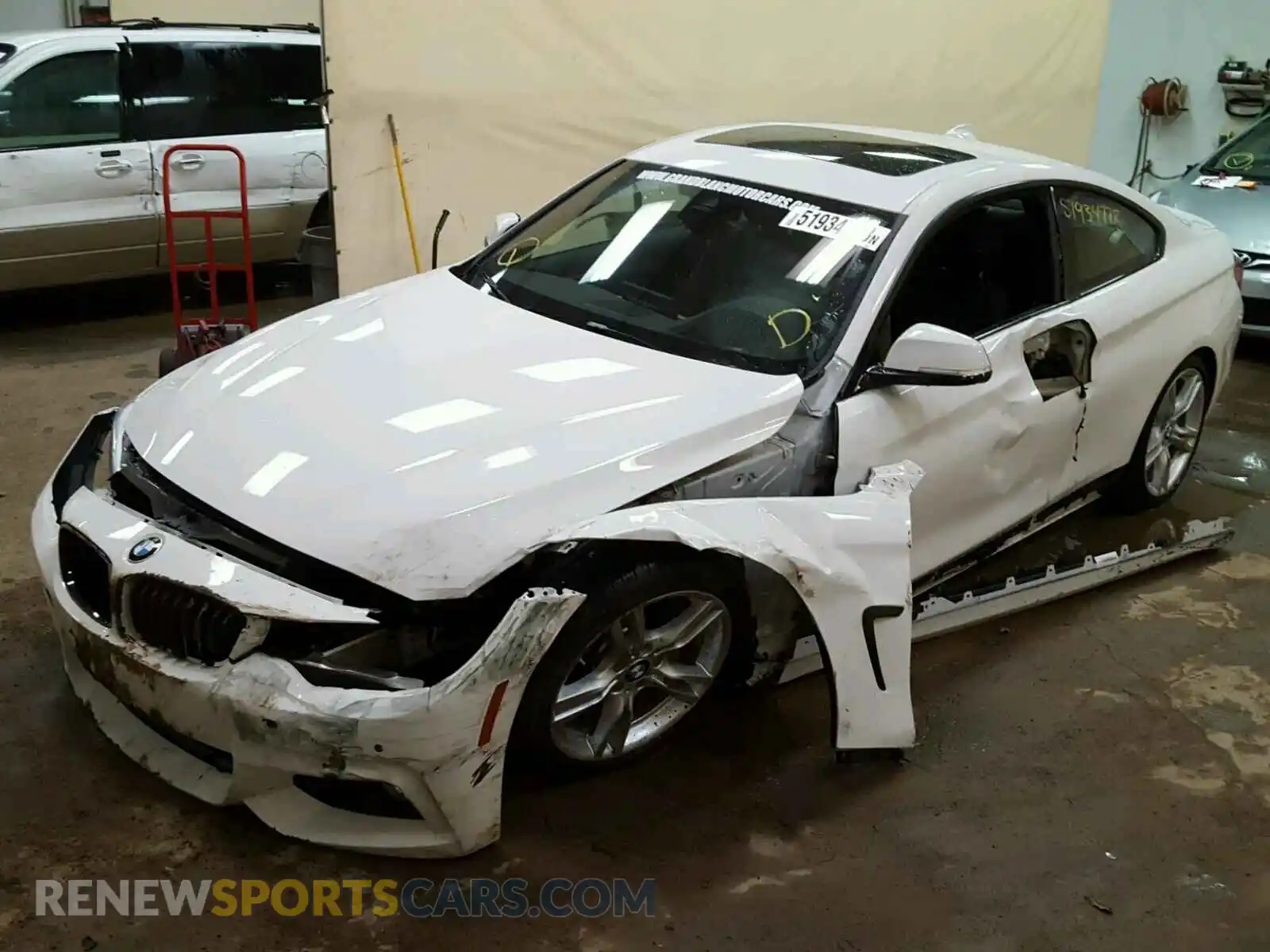 2 Photograph of a damaged car WBA4W9C52KAF94616 BMW 4 SERIES 2019