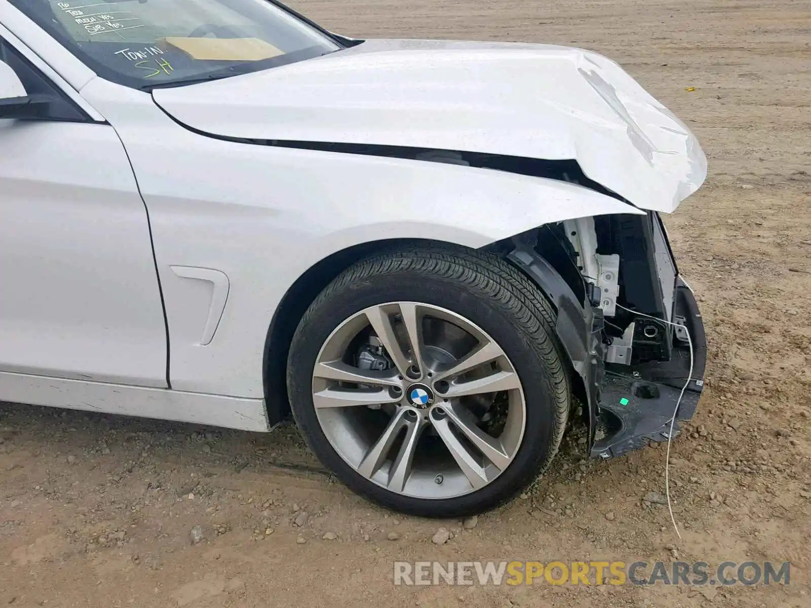 9 Photograph of a damaged car WBA4Z1C54KEE51359 BMW 4 SERIES 2019