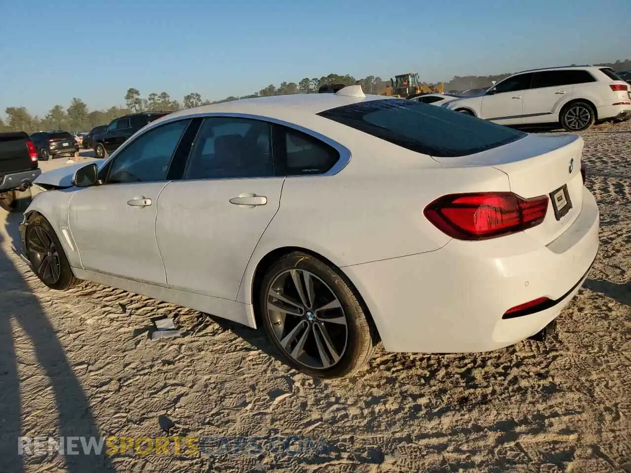 2 Photograph of a damaged car WBA4J1C02LBU68124 BMW 4 SERIES 2020