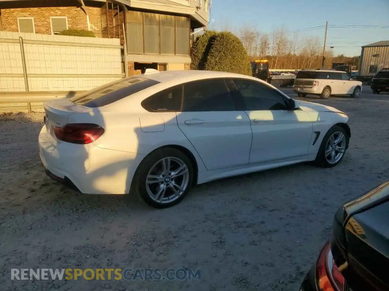 3 Photograph of a damaged car WBA4J3C01LBL11387 BMW 4 SERIES 2020