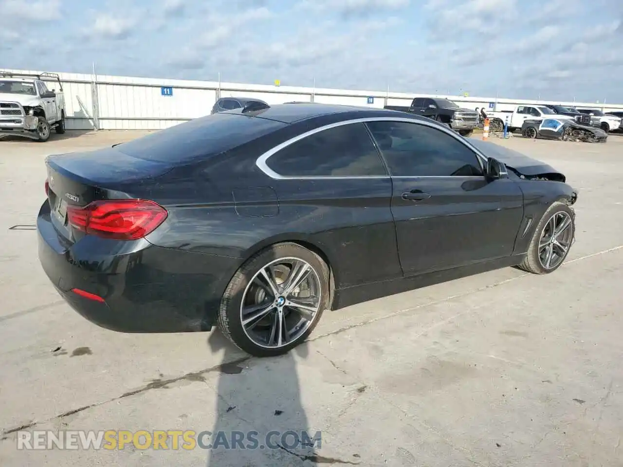 3 Photograph of a damaged car WBA4W3C05LFJ72875 BMW 4 SERIES 2020
