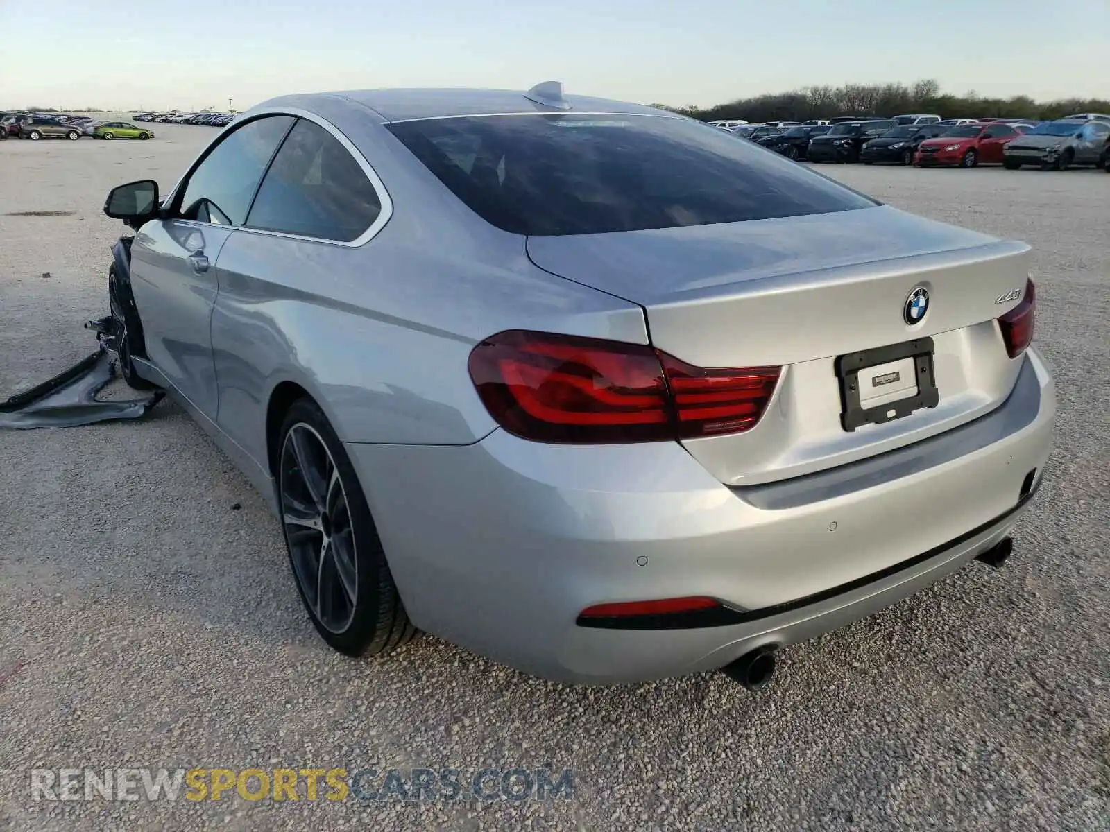 3 Photograph of a damaged car WBA4W7C04LFH14705 BMW 4 SERIES 2020