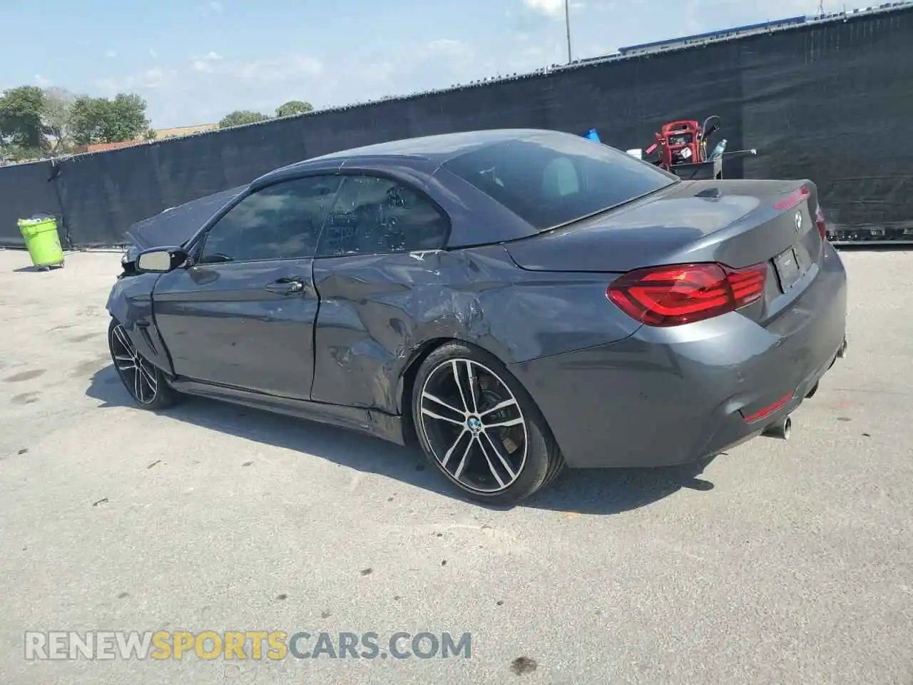 2 Фотография поврежденного автомобиля WBA4Z5C03L5N18138 BMW 4 SERIES 2020