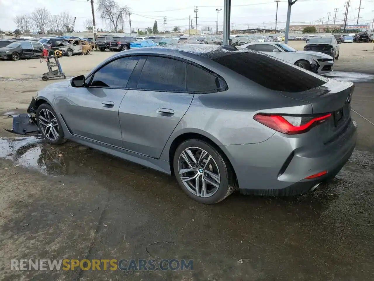 2 Photograph of a damaged car WBA63AV00NFM69588 BMW 4 SERIES 2022