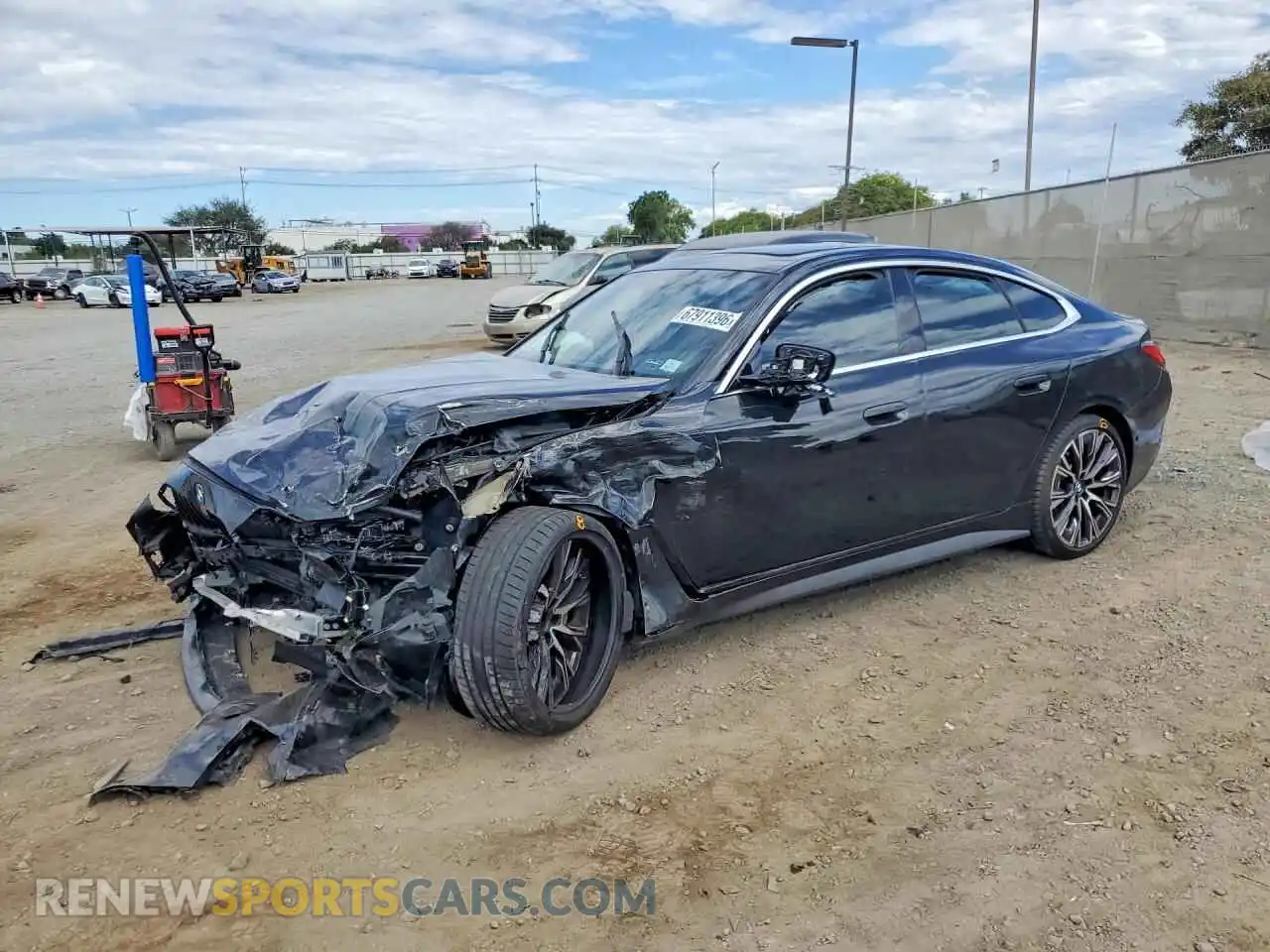 1 Фотография поврежденного автомобиля WBA63AV01NFL95680 BMW 4 SERIES 2022