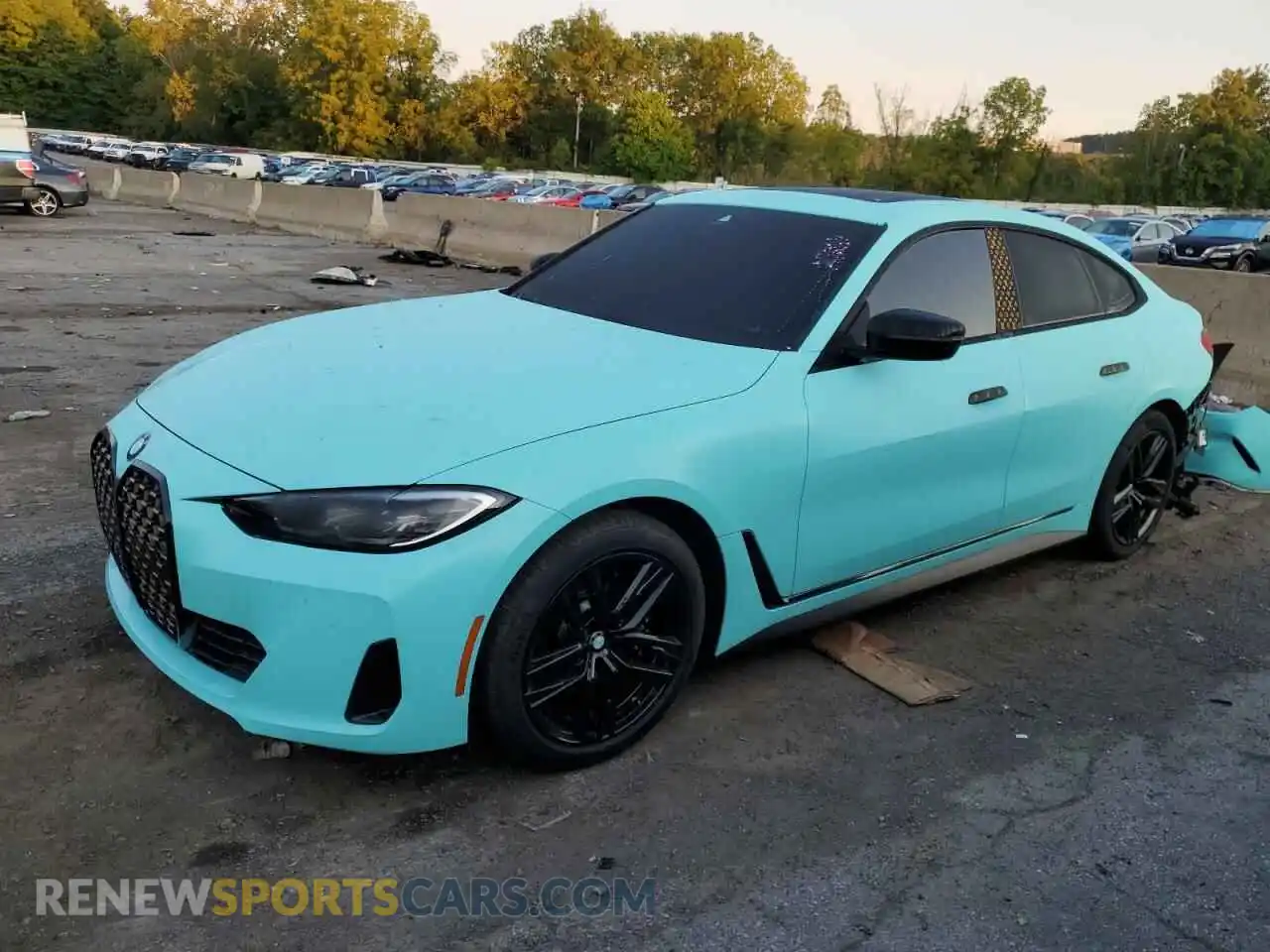 1 Фотография поврежденного автомобиля WBA63AV03NFM10826 BMW 4 SERIES 2022