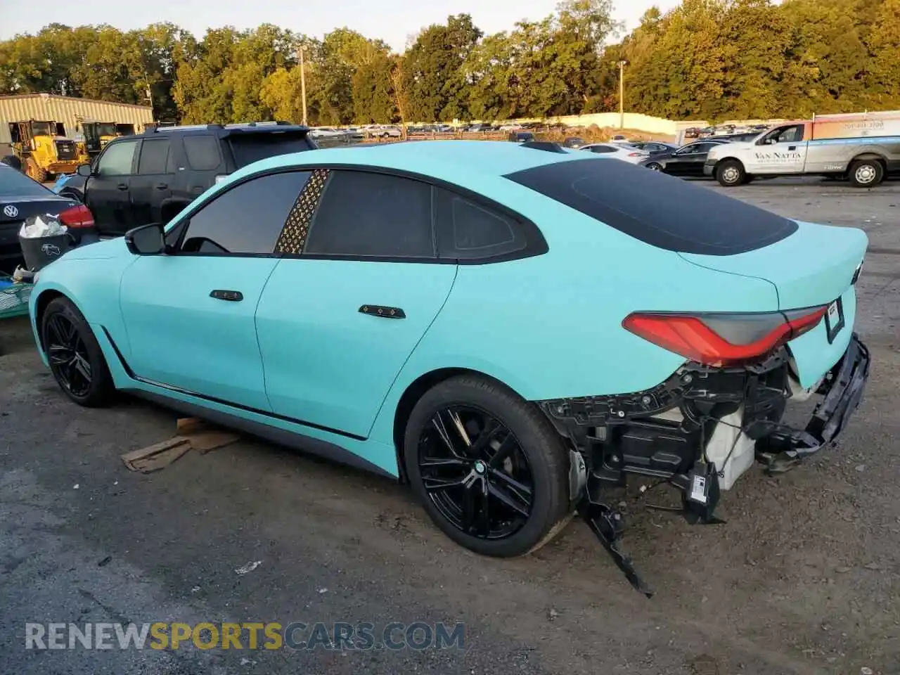 2 Фотография поврежденного автомобиля WBA63AV03NFM10826 BMW 4 SERIES 2022