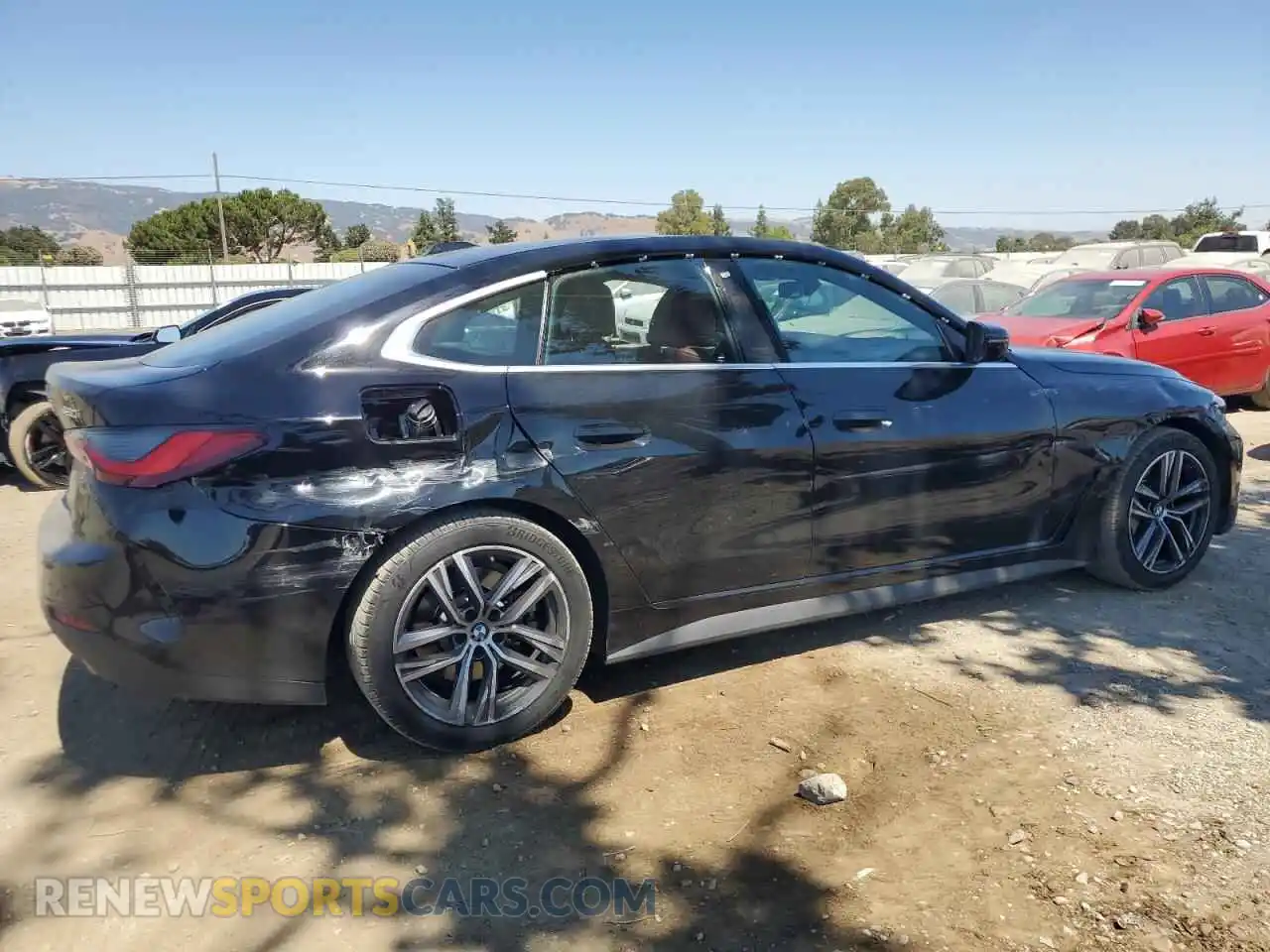 3 Photograph of a damaged car WBA63AV03NFM24287 BMW 4 SERIES 2022