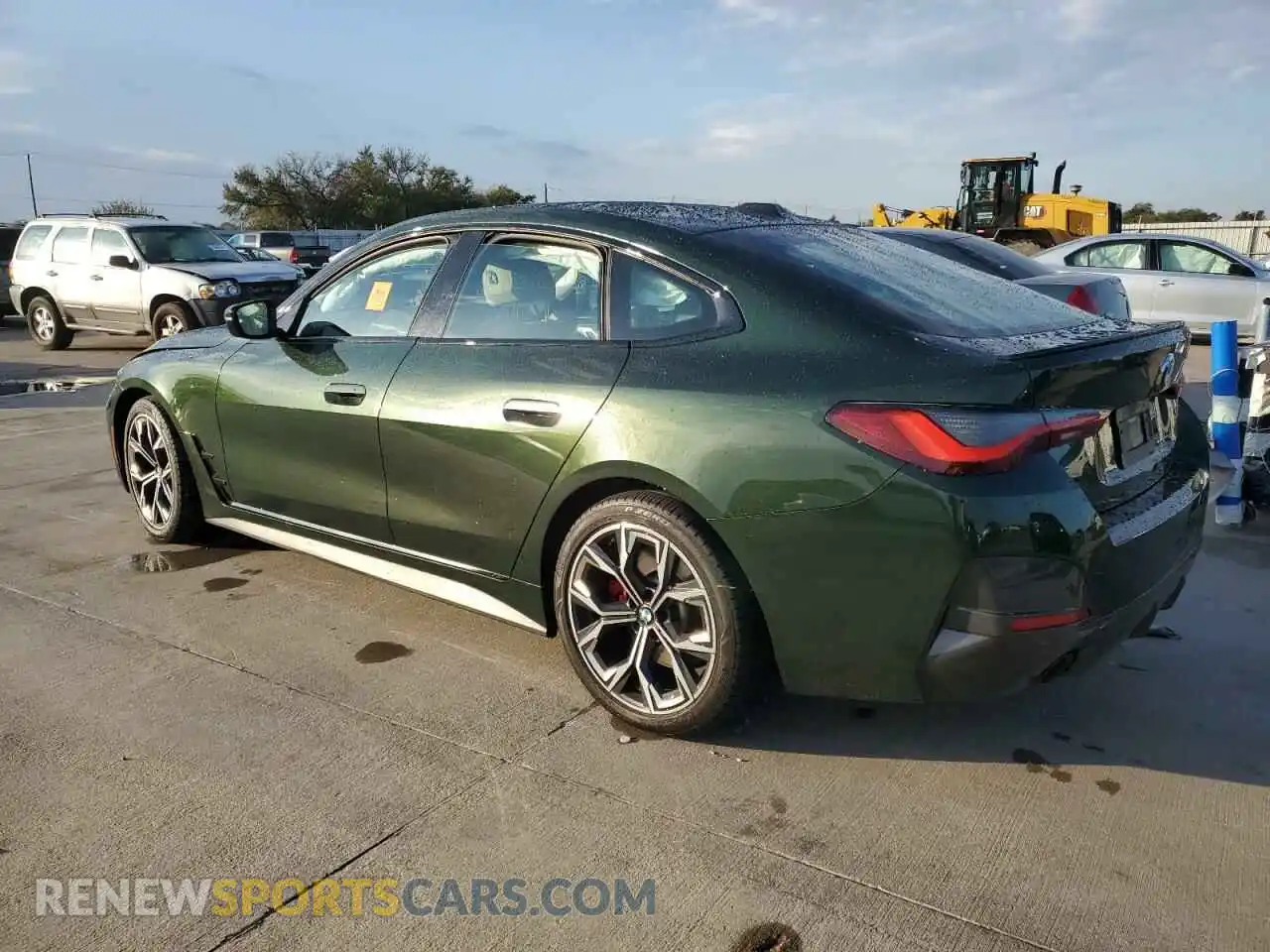 2 fotografías del automóvil dañado WBA63AV03NFM26508 BMW 4 SERIES 2022