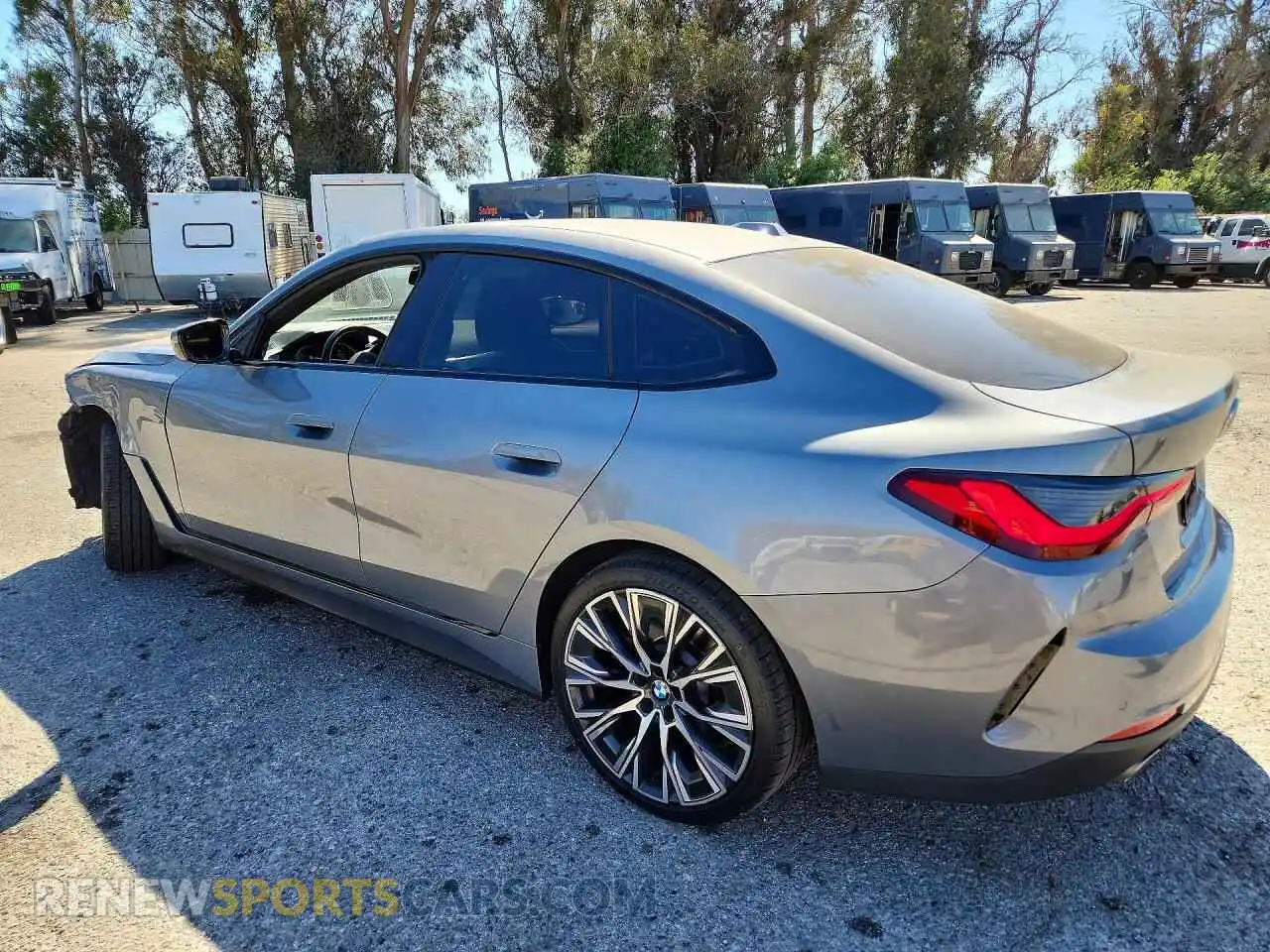 2 Photograph of a damaged car WBA63AV05NFM02761 BMW 4 SERIES 2022