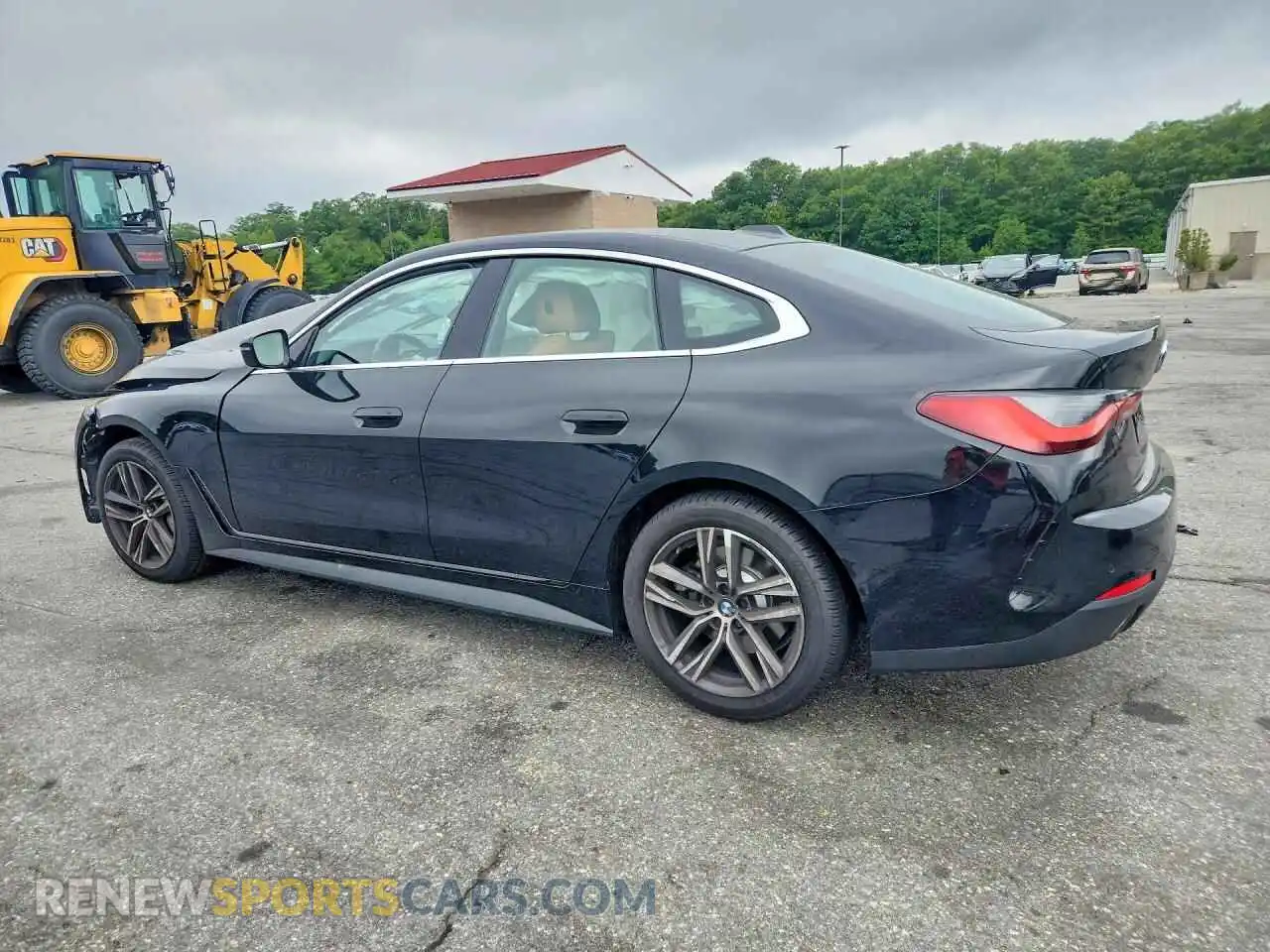 2 Photograph of a damaged car WBA63AV05NFM10813 BMW 4 SERIES 2022