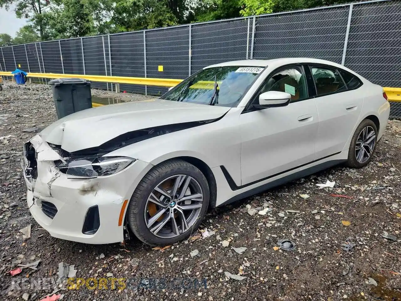 1 Фотография поврежденного автомобиля WBA63AV06NFM26101 BMW 4 SERIES 2022