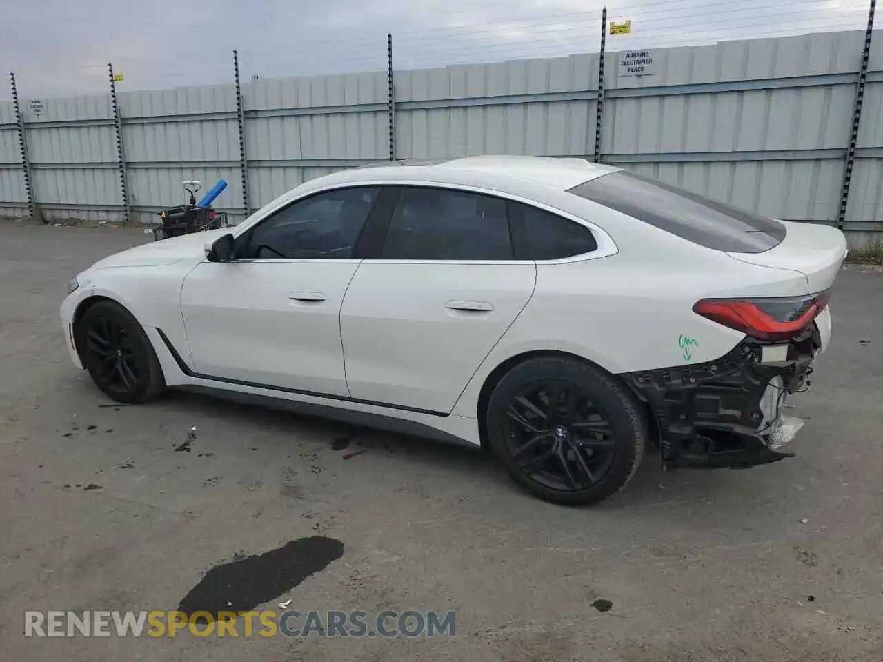 2 Photograph of a damaged car WBA63AV0XNFM01668 BMW 4 SERIES 2022