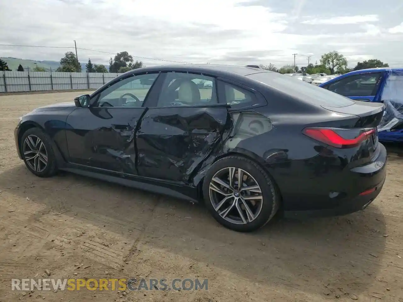 2 fotografías del automóvil dañado WBA63AV07PFP51231 BMW 4 SERIES 2023