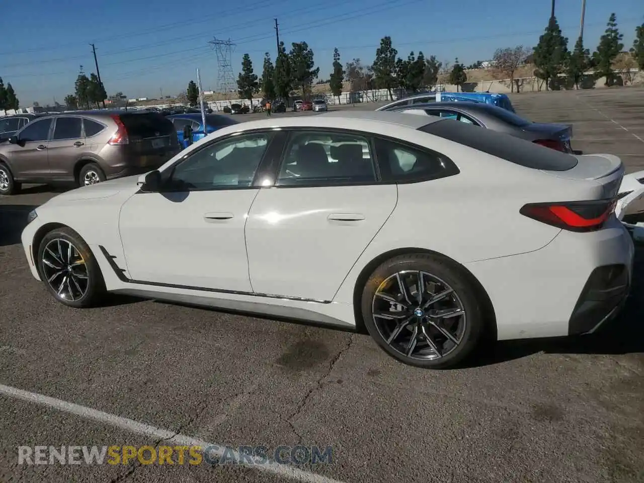 2 Photograph of a damaged car WBA63AV09PFN91000 BMW 4 SERIES 2023