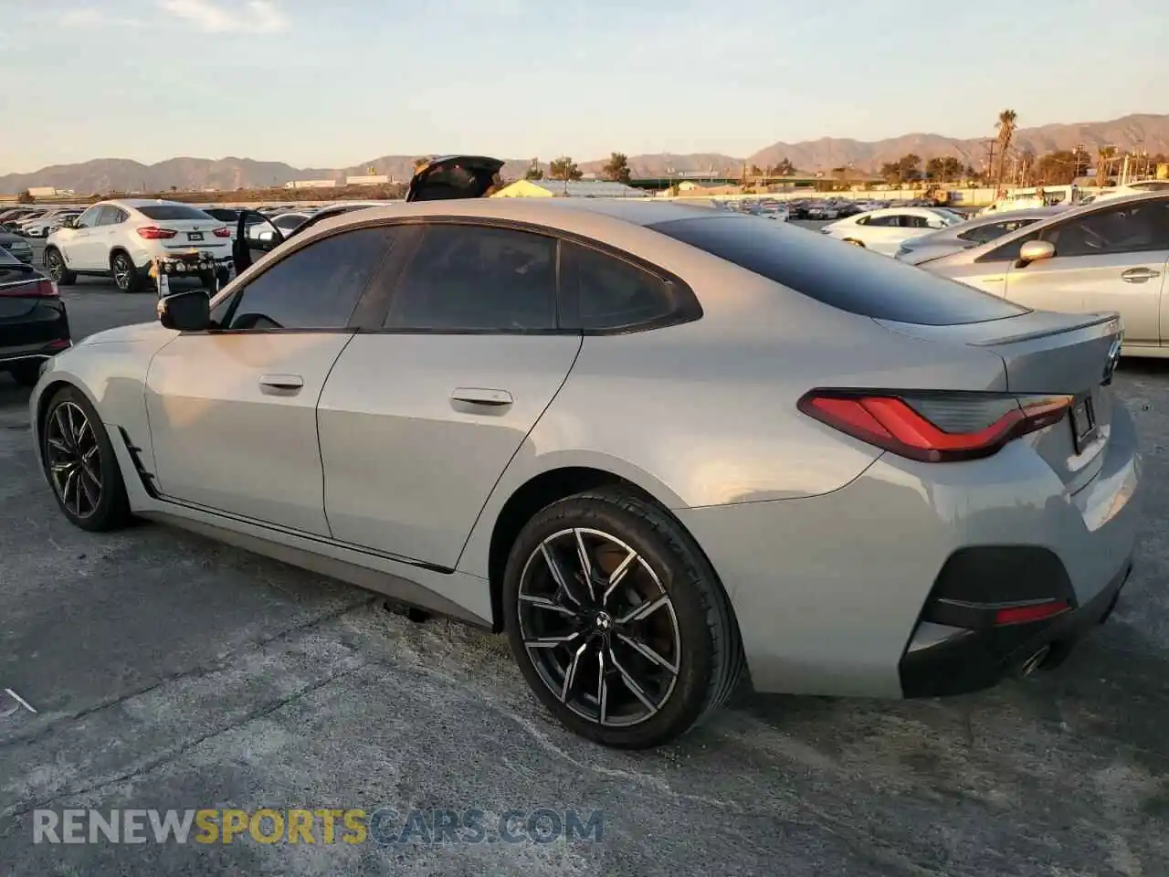 2 Photograph of a damaged car WBA63AV0XPFN85416 BMW 4 SERIES 2023