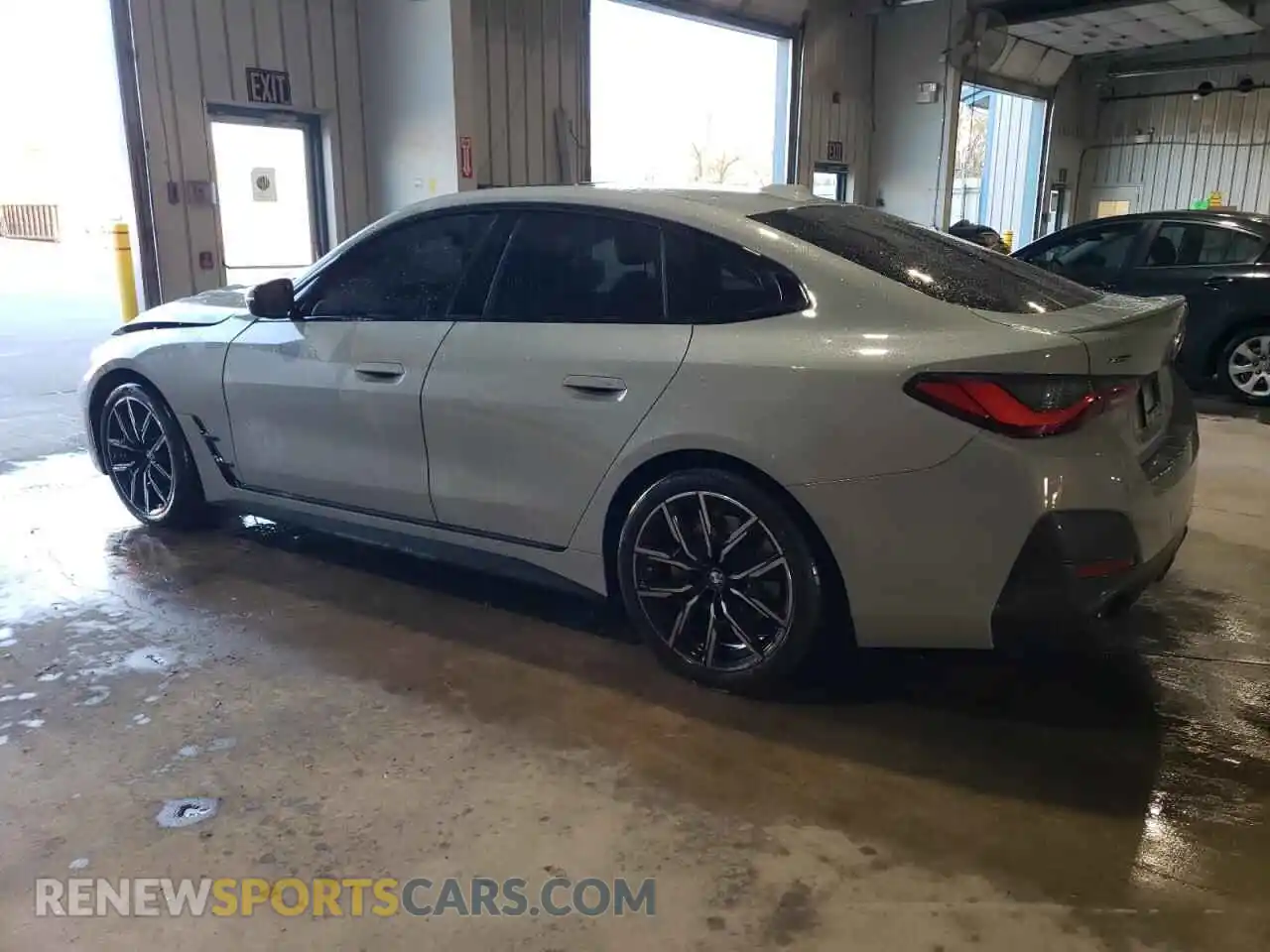 2 Photograph of a damaged car WBA73AV04PFN04852 BMW 4 SERIES 2023