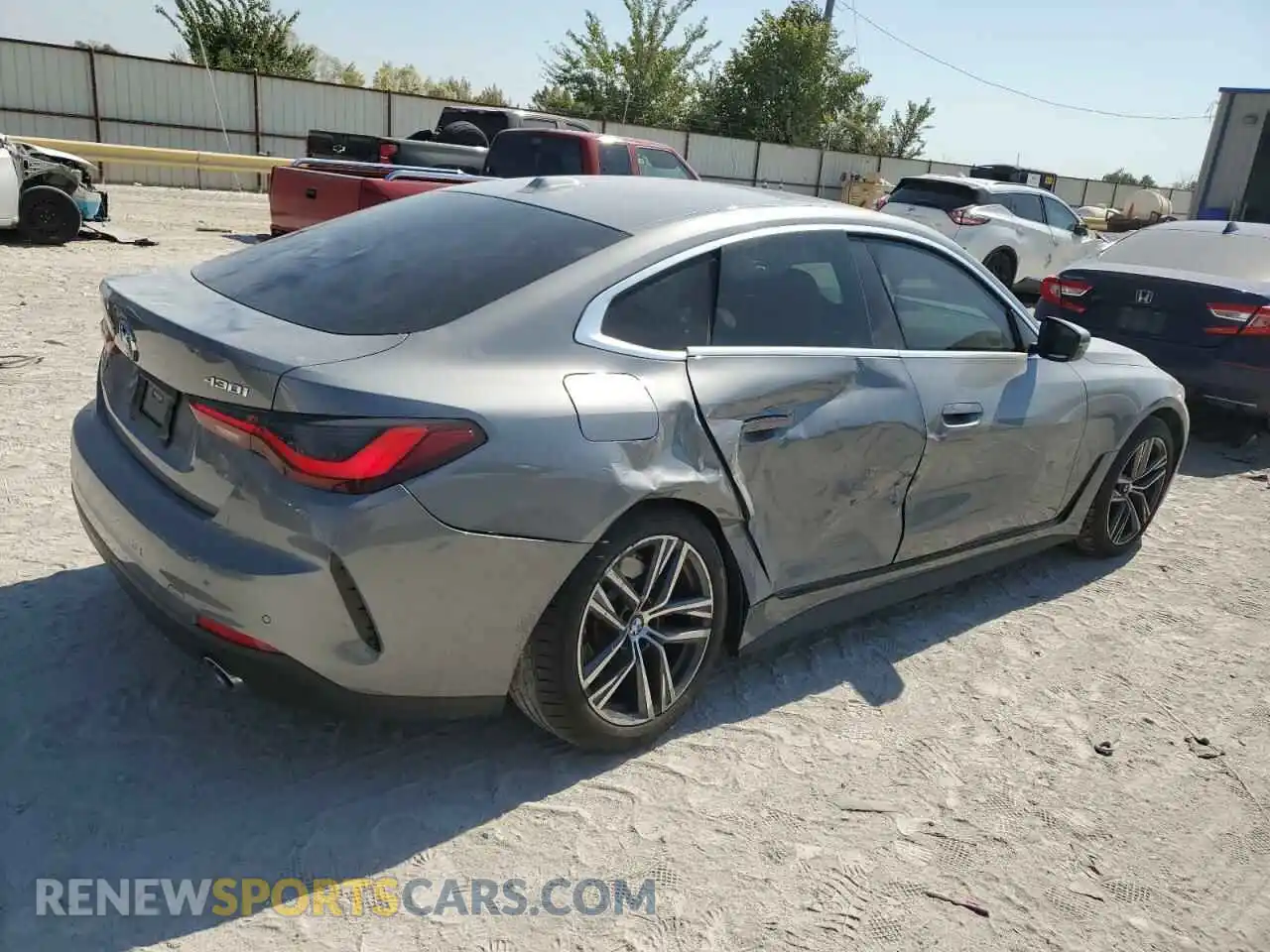 3 Photograph of a damaged car WBA73AV06PFN98572 BMW 4 SERIES 2023