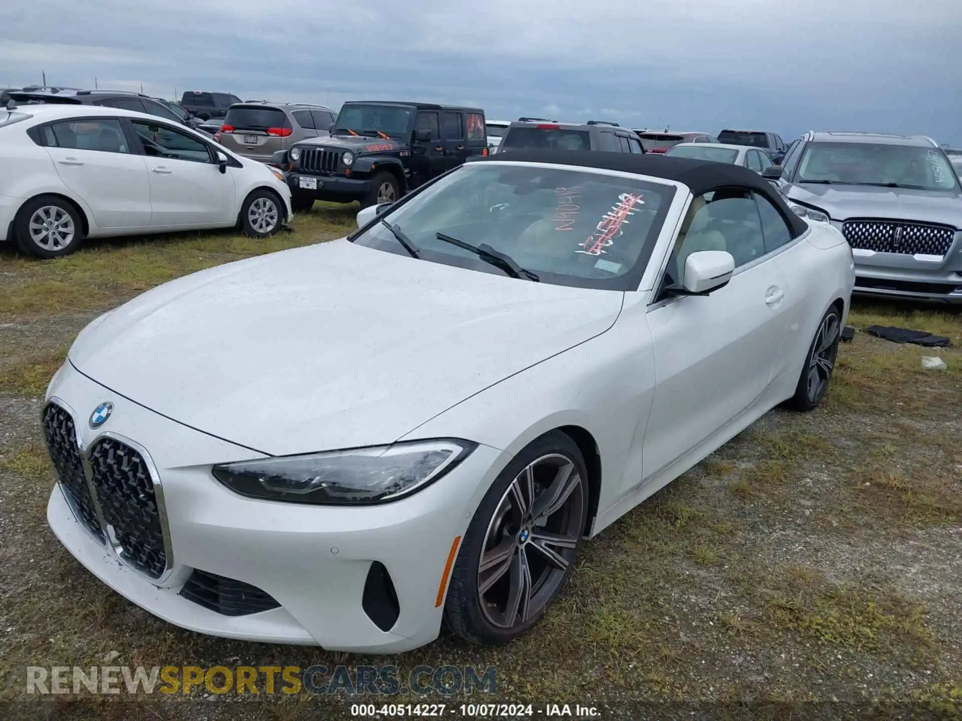 2 Фотография поврежденного автомобиля WBA23AT00RCN90419 BMW 4 SERIES 2024