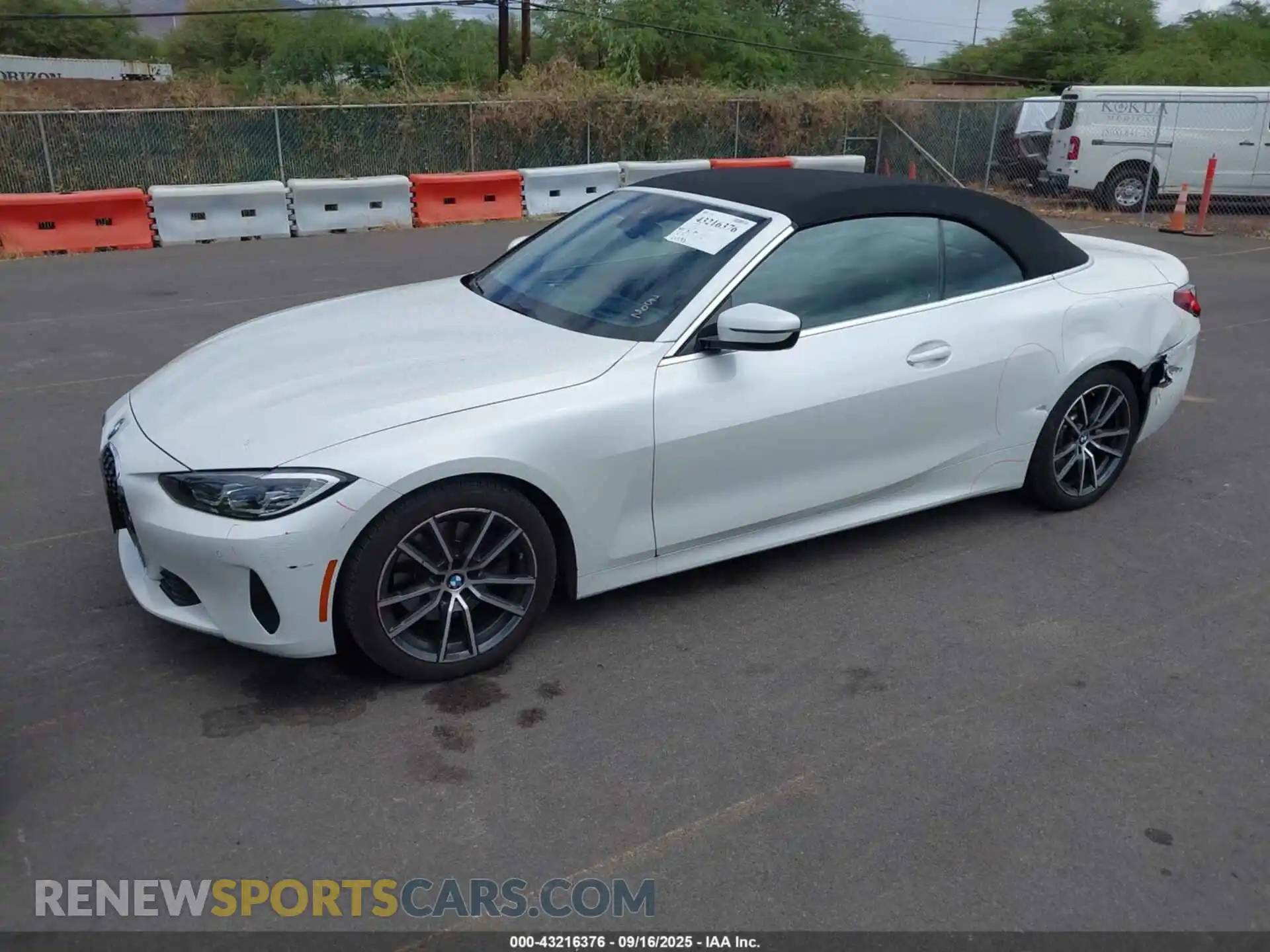 2 Photograph of a damaged car WBA23AT02RCR83743 BMW 4 SERIES 2024