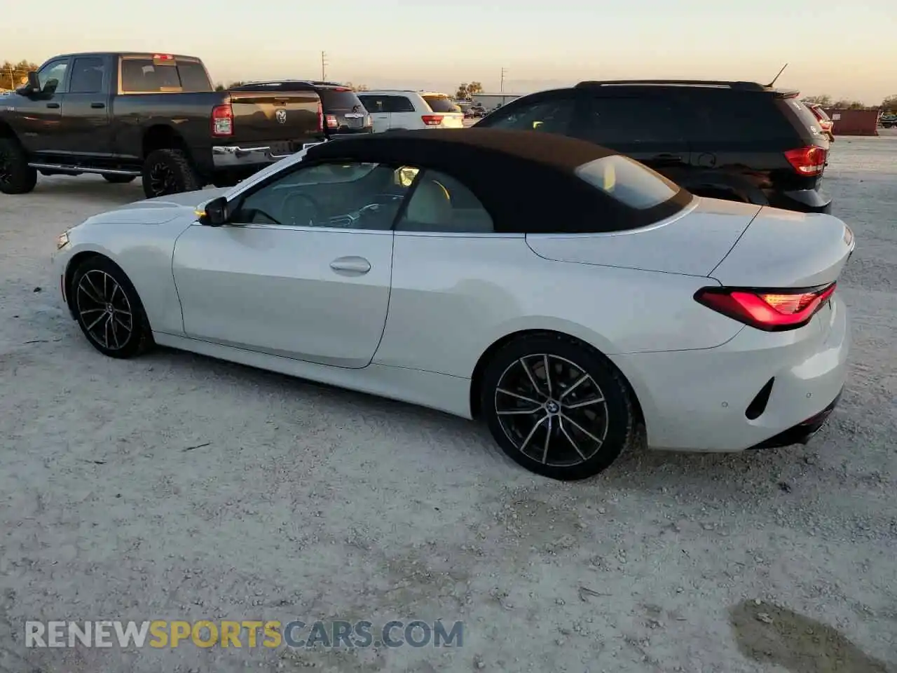 2 Photograph of a damaged car WBA23AT08RCP19345 BMW 4 SERIES 2024