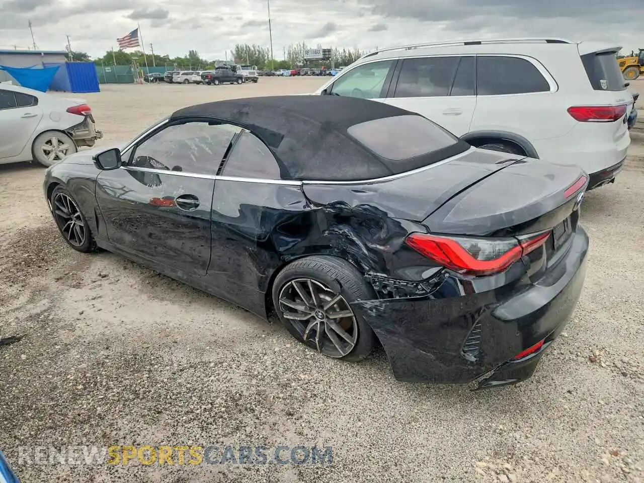 2 Photograph of a damaged car WBA23AT09RCP46988 BMW 4 SERIES 2024