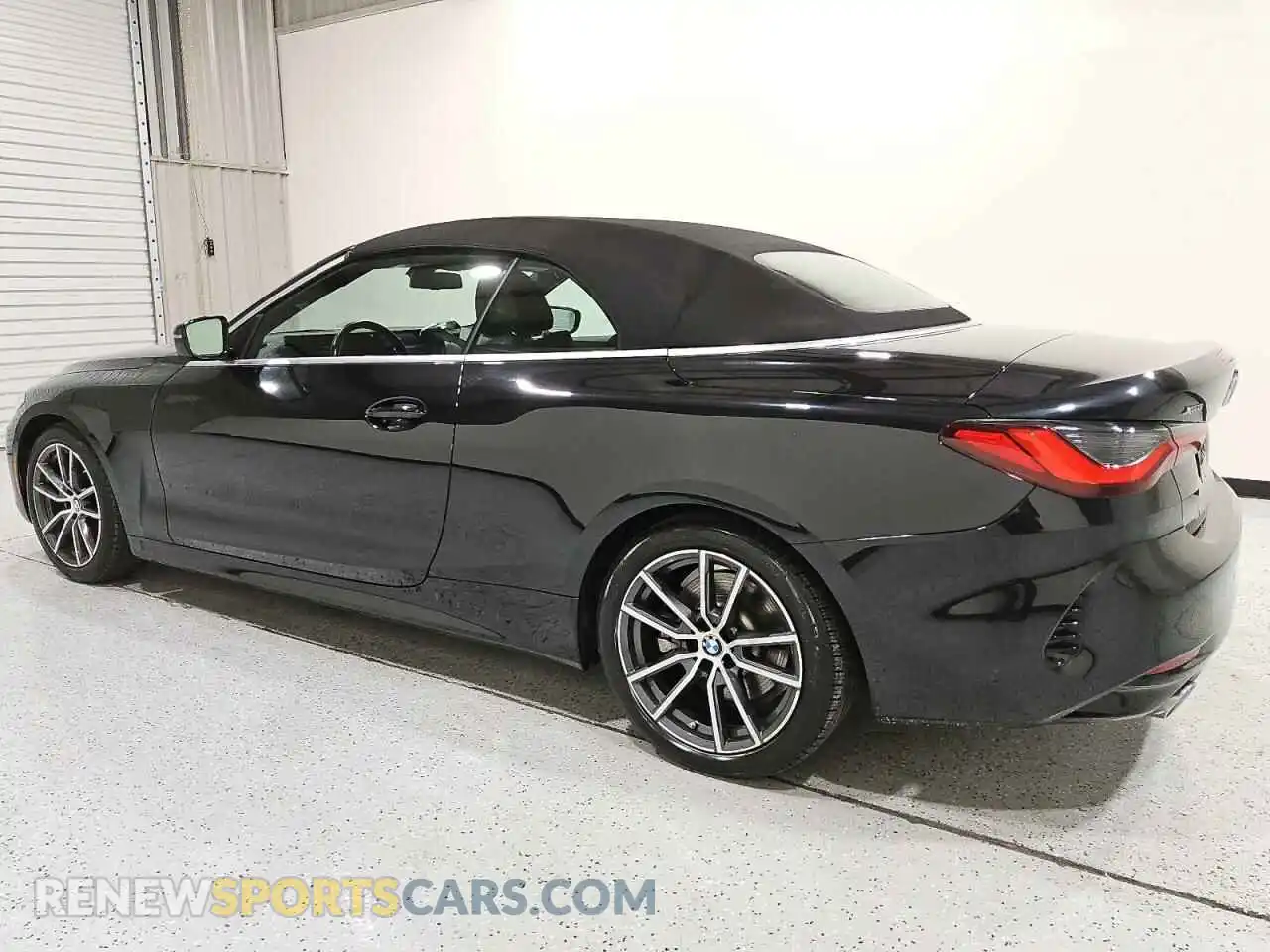 2 Photograph of a damaged car WBA43AT02RCR37449 BMW 4 SERIES 2024
