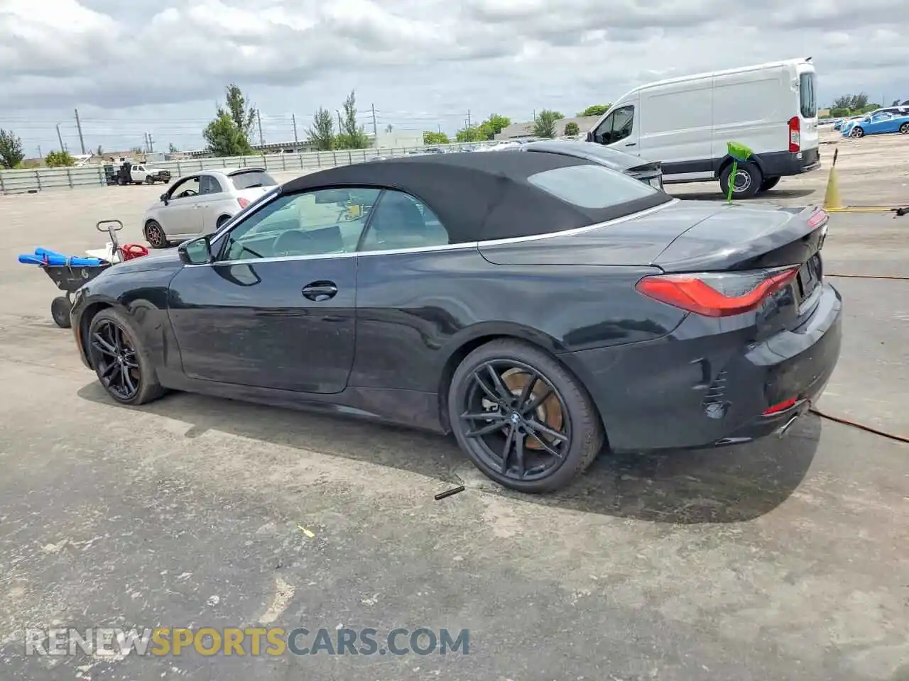 2 Photograph of a damaged car WBA43AT06RCR39091 BMW 4 SERIES 2024