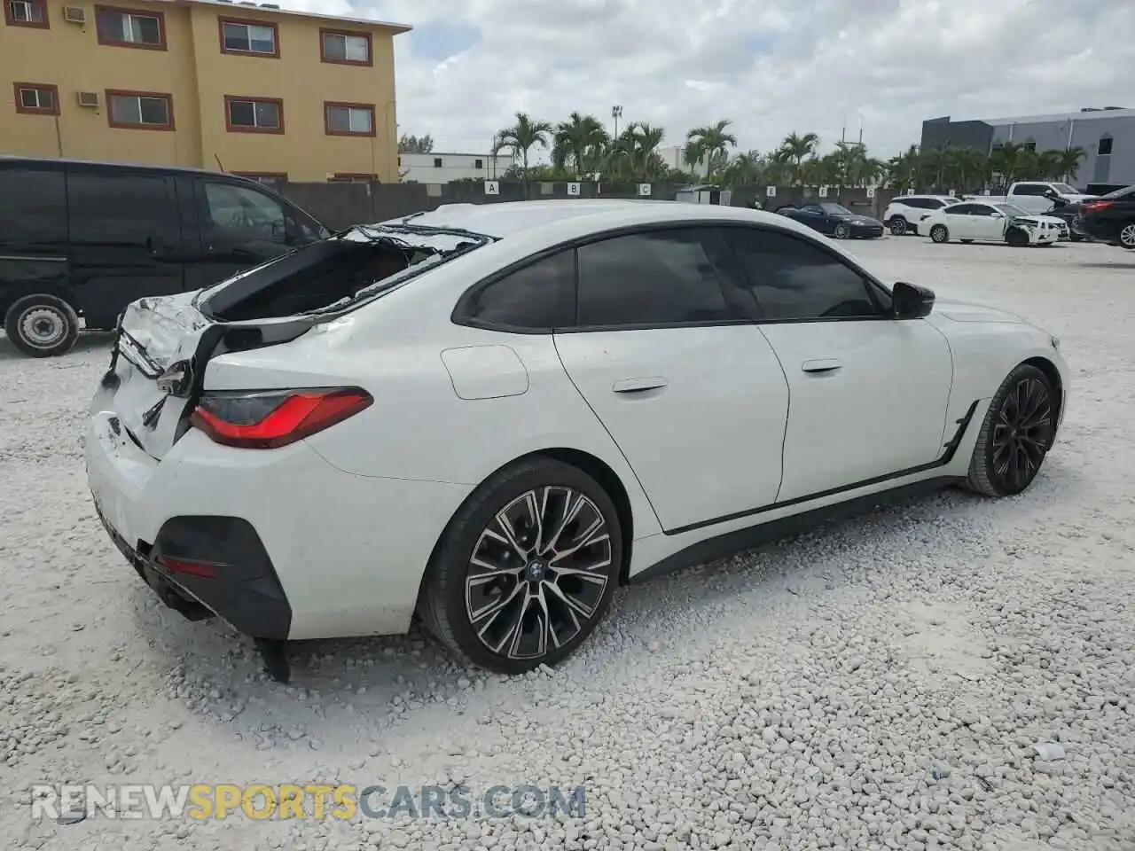 3 Photograph of a damaged car WBA63AV08RFP65934 BMW 4 SERIES 2024
