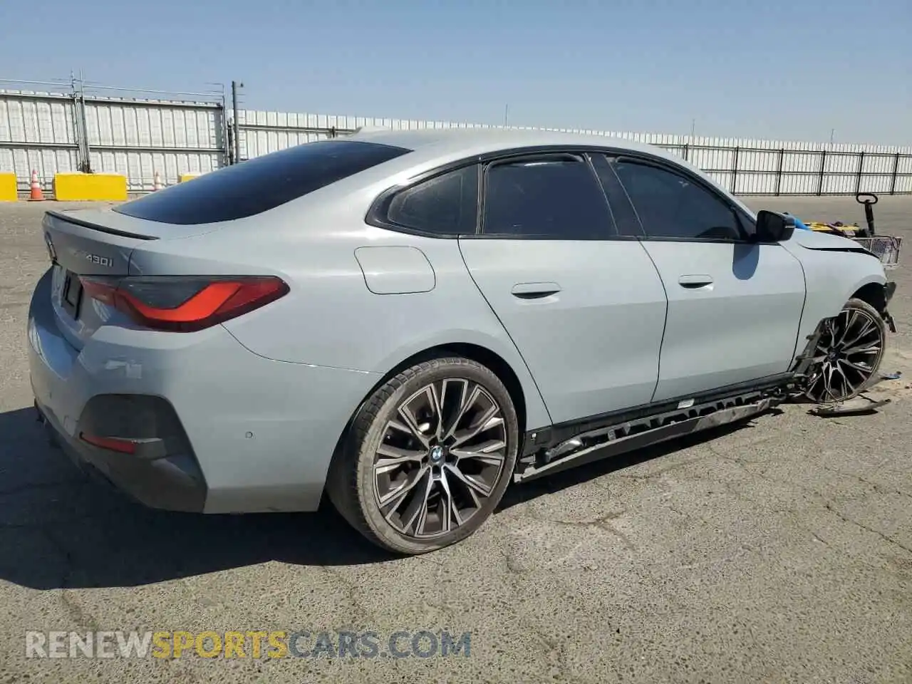 3 Photograph of a damaged car WBA63AV08RFP66999 BMW 4 SERIES 2024