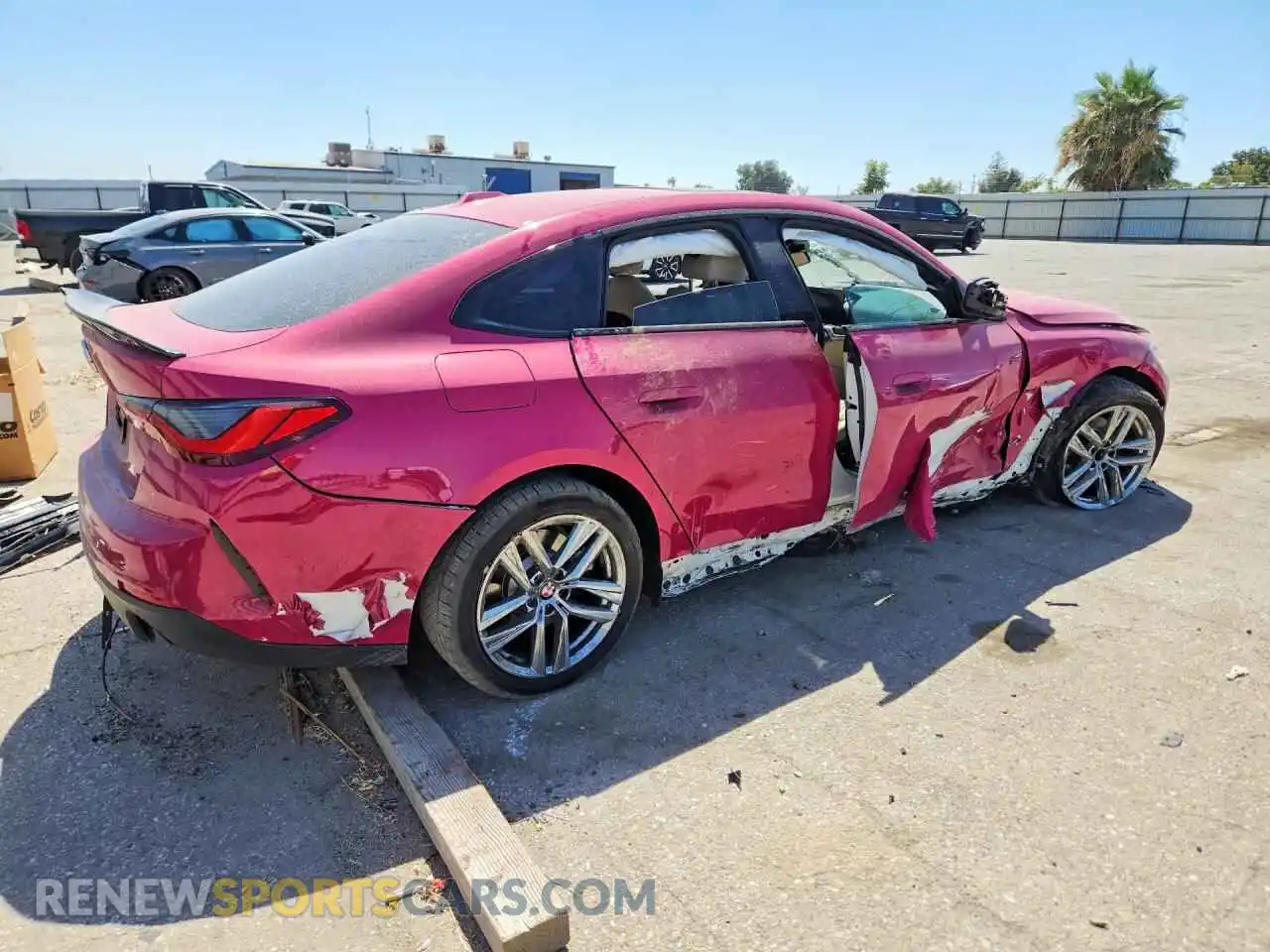 3 Photograph of a damaged car WBA63AV08RFS28853 BMW 4 SERIES 2024