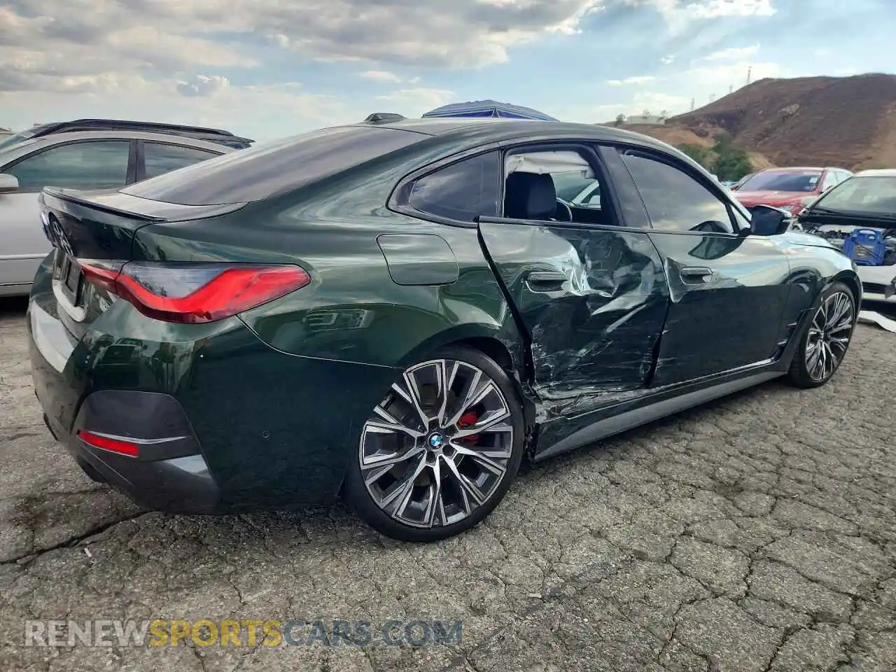 3 fotografías del automóvil dañado WBA63AV09RFR46069 BMW 4 SERIES 2024