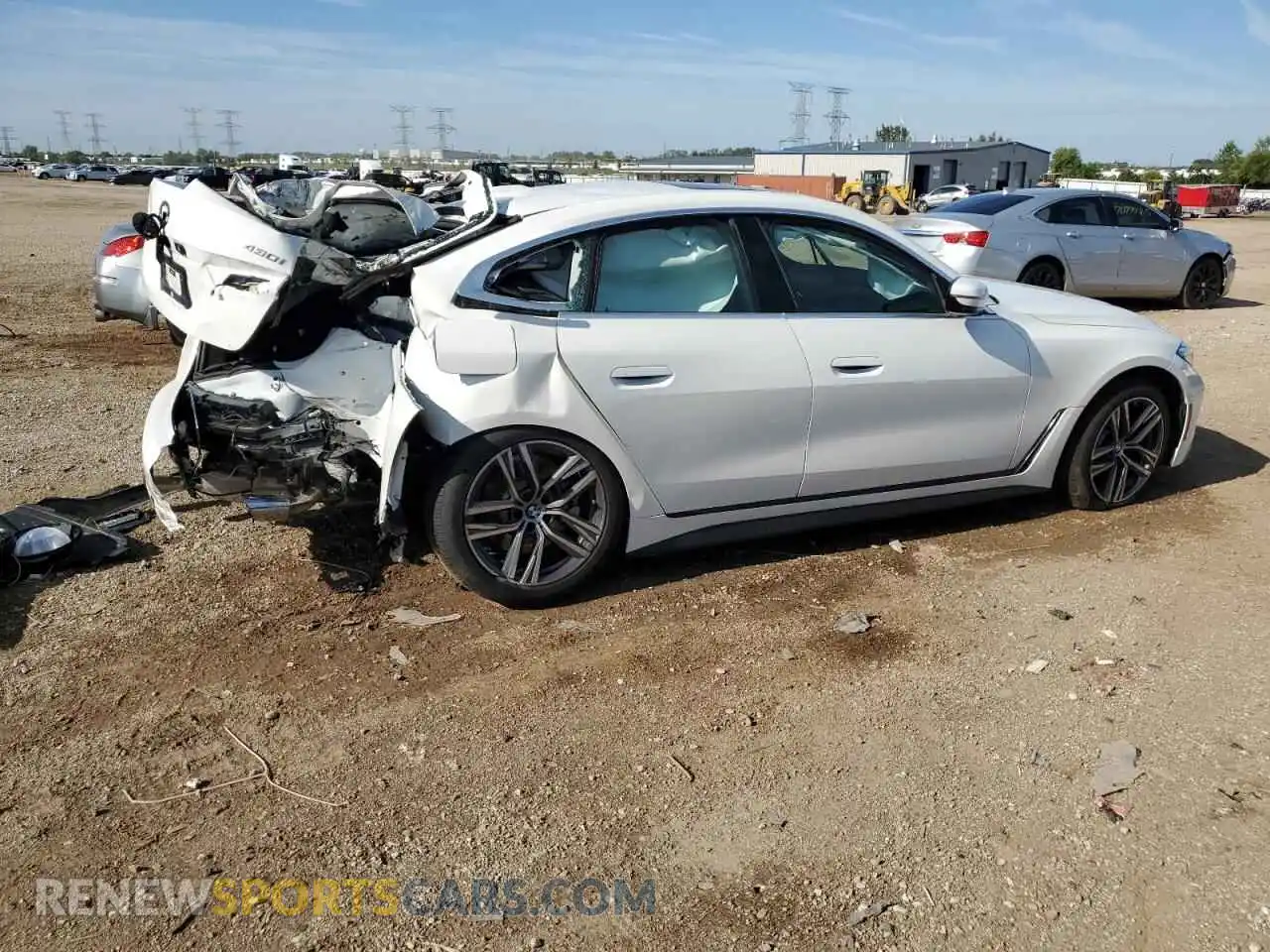 3 Photograph of a damaged car WBA33FB01SFU84603 BMW 4 SERIES 2025