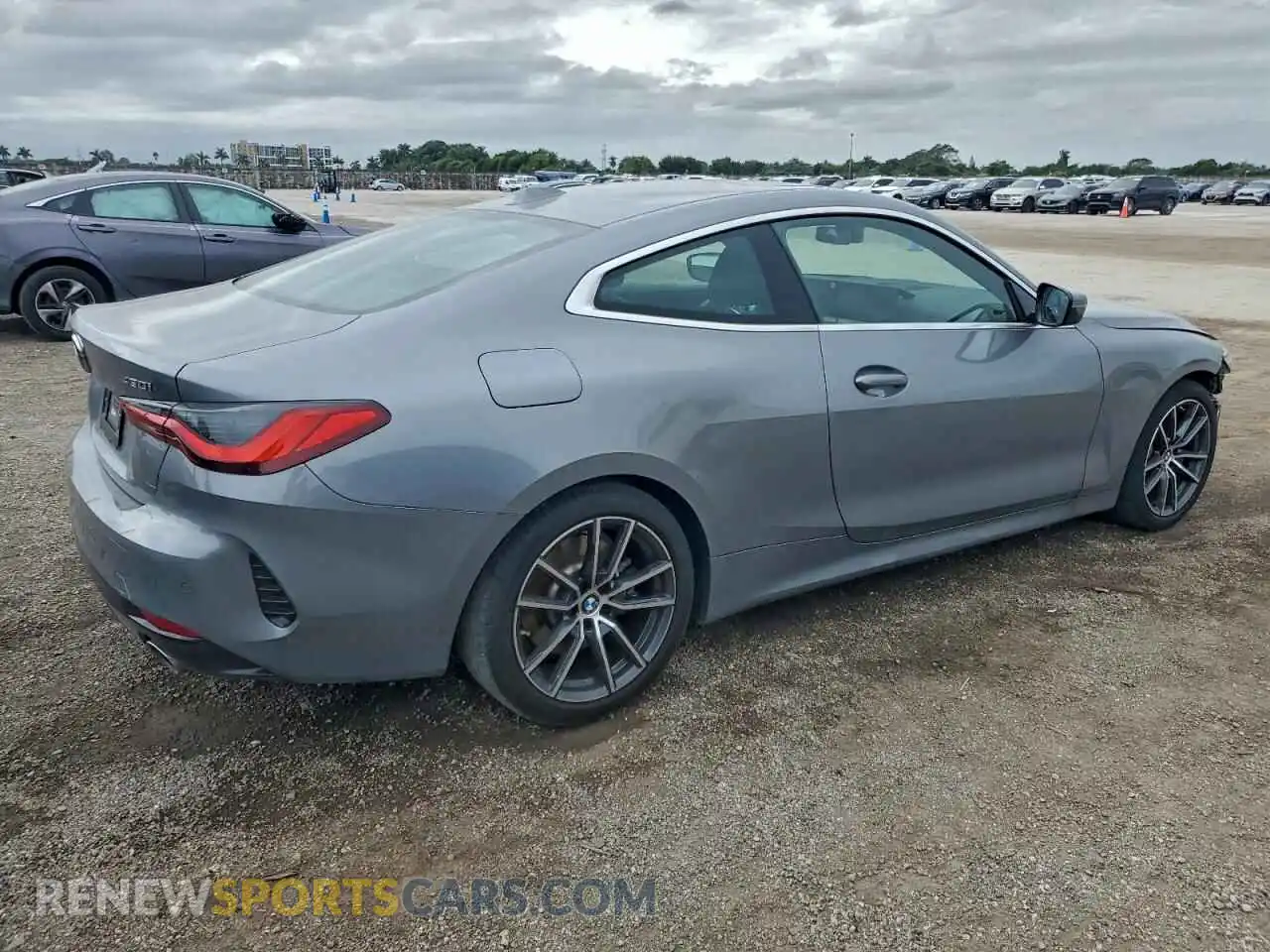 3 Фотография поврежденного автомобиля WBA43DA03SCT26730 BMW 4 SERIES 2025