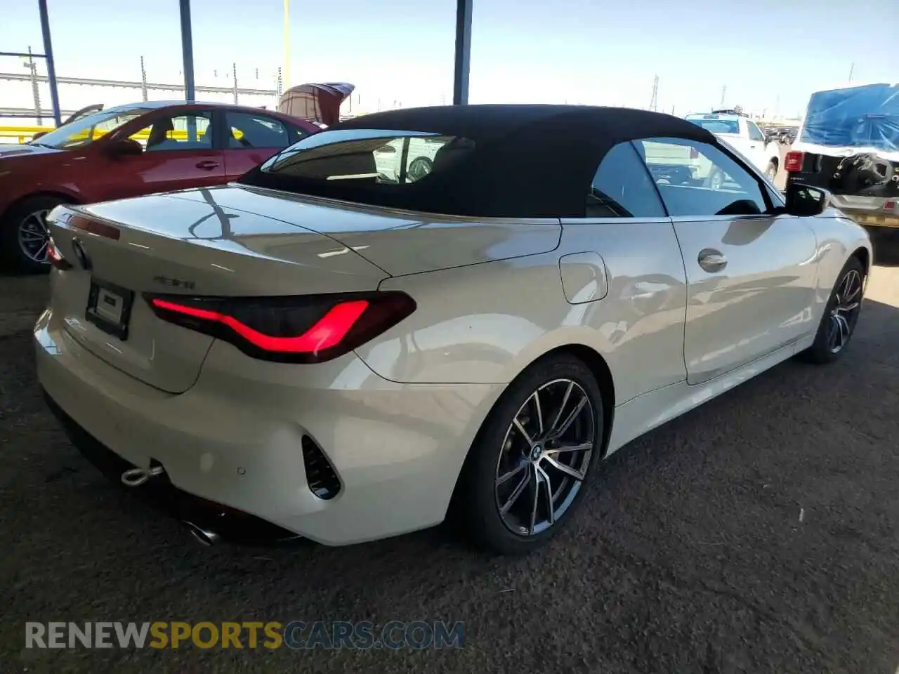 3 Photograph of a damaged car WBA53DB09SCT32390 BMW 4 SERIES 2025