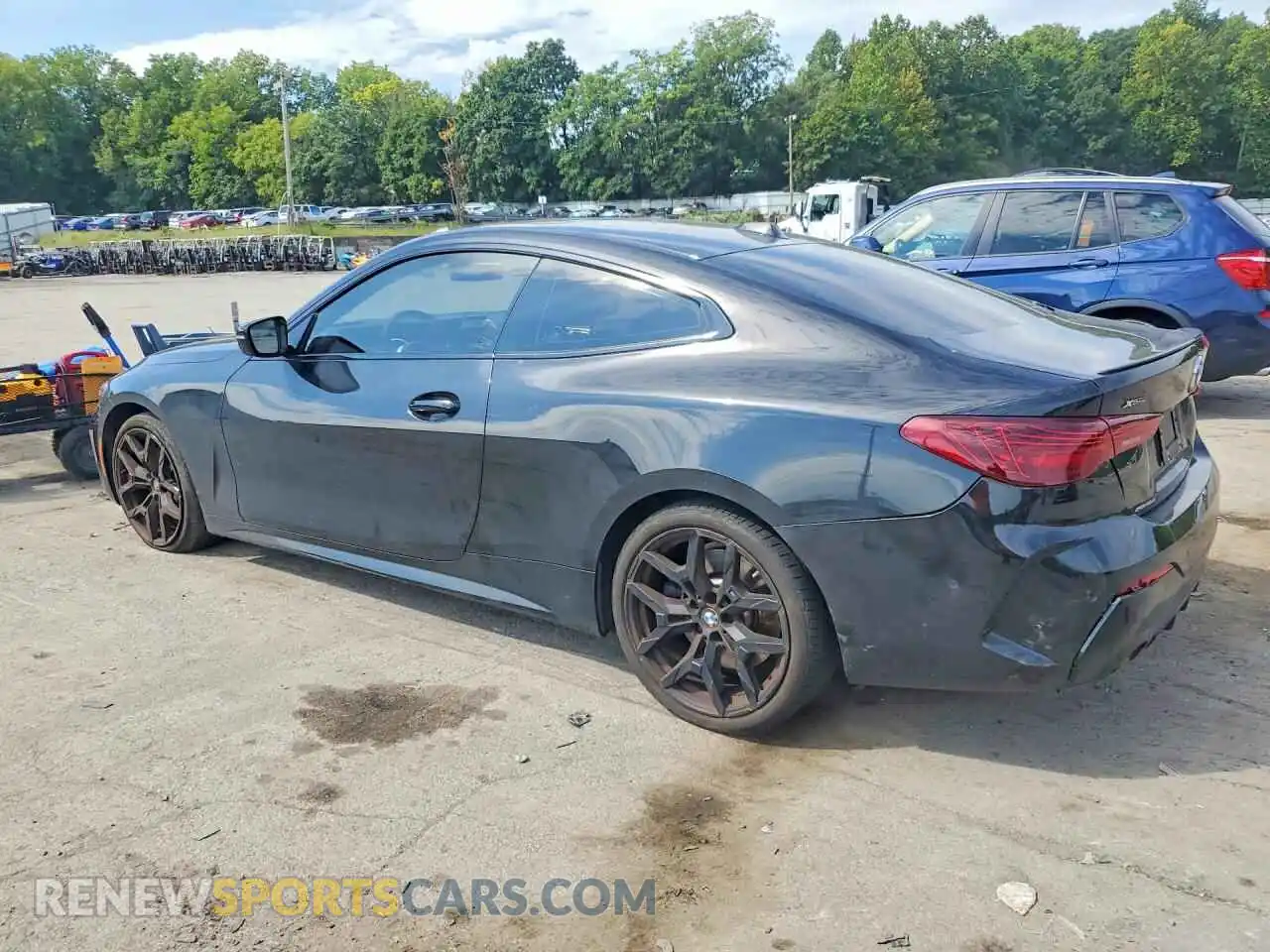2 Фотография поврежденного автомобиля WBA63DA01SCT21938 BMW 4 SERIES 2025