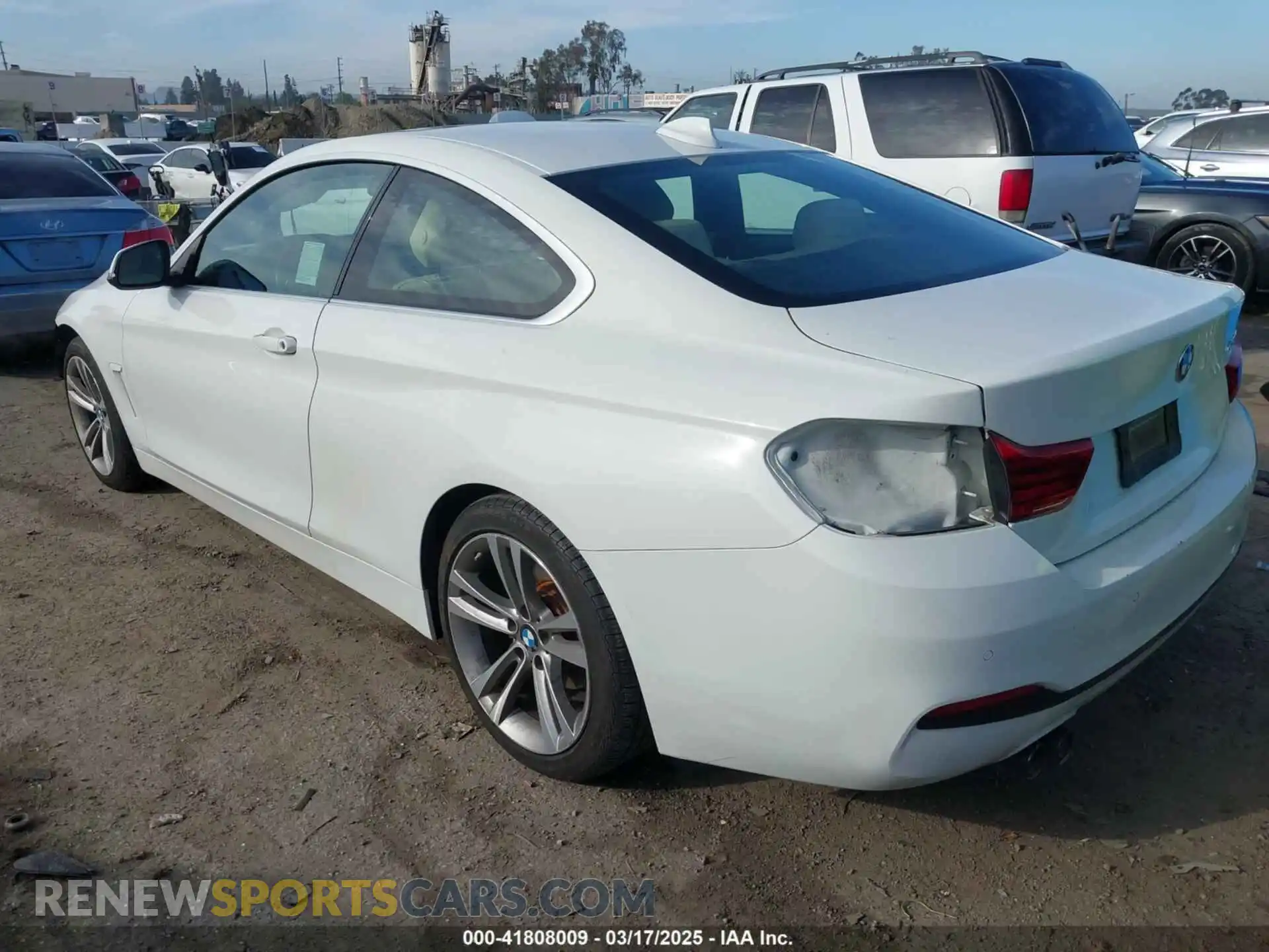 3 Photograph of a damaged car WBA4W3C53KAF92984 BMW 430I 2019