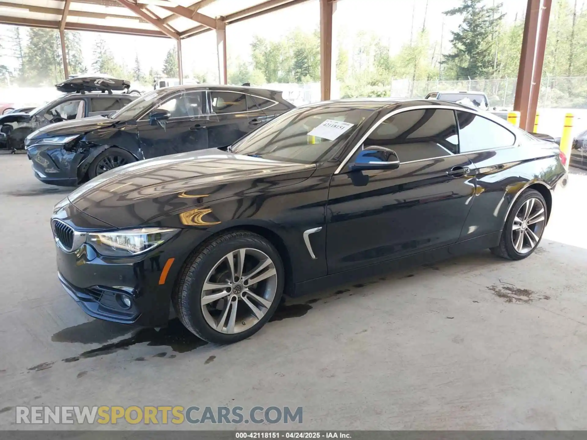 2 Photograph of a damaged car WBA4W3C59KAF93718 BMW 430I 2019