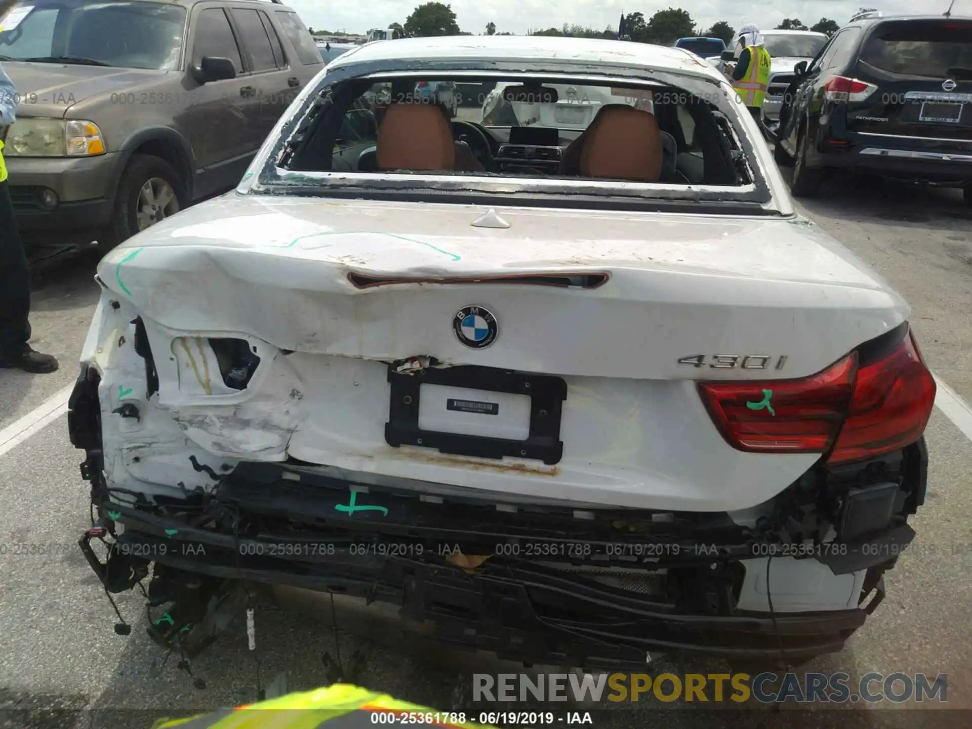 6 Photograph of a damaged car WBA4Z1C57KEE48973 BMW 430I 2019