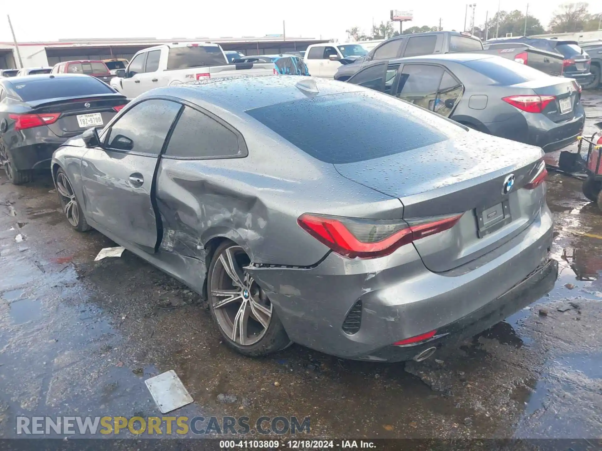 3 Photograph of a damaged car WBA53AP02MCG89651 BMW 430I 2021