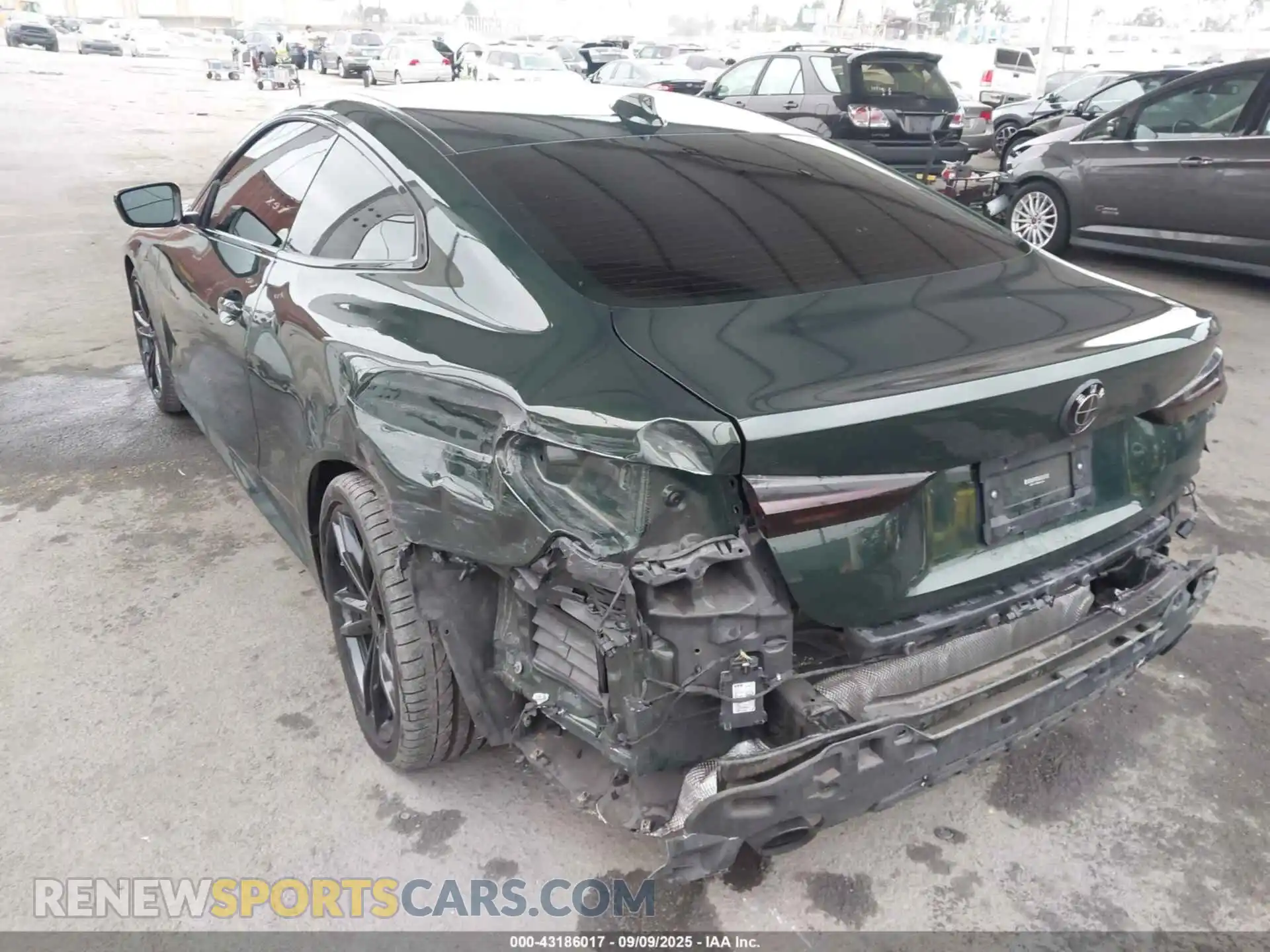 3 Photograph of a damaged car WBA53AP08MCG10631 BMW 430I 2021