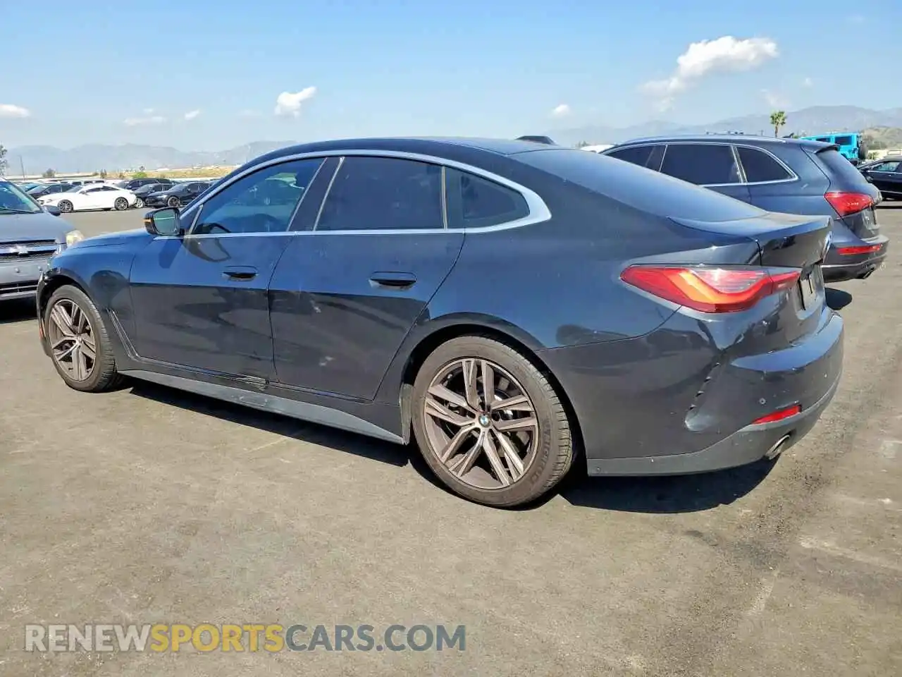 2 fotografías del automóvil dañado WBA63AV03NFM04105 BMW 430I 2022