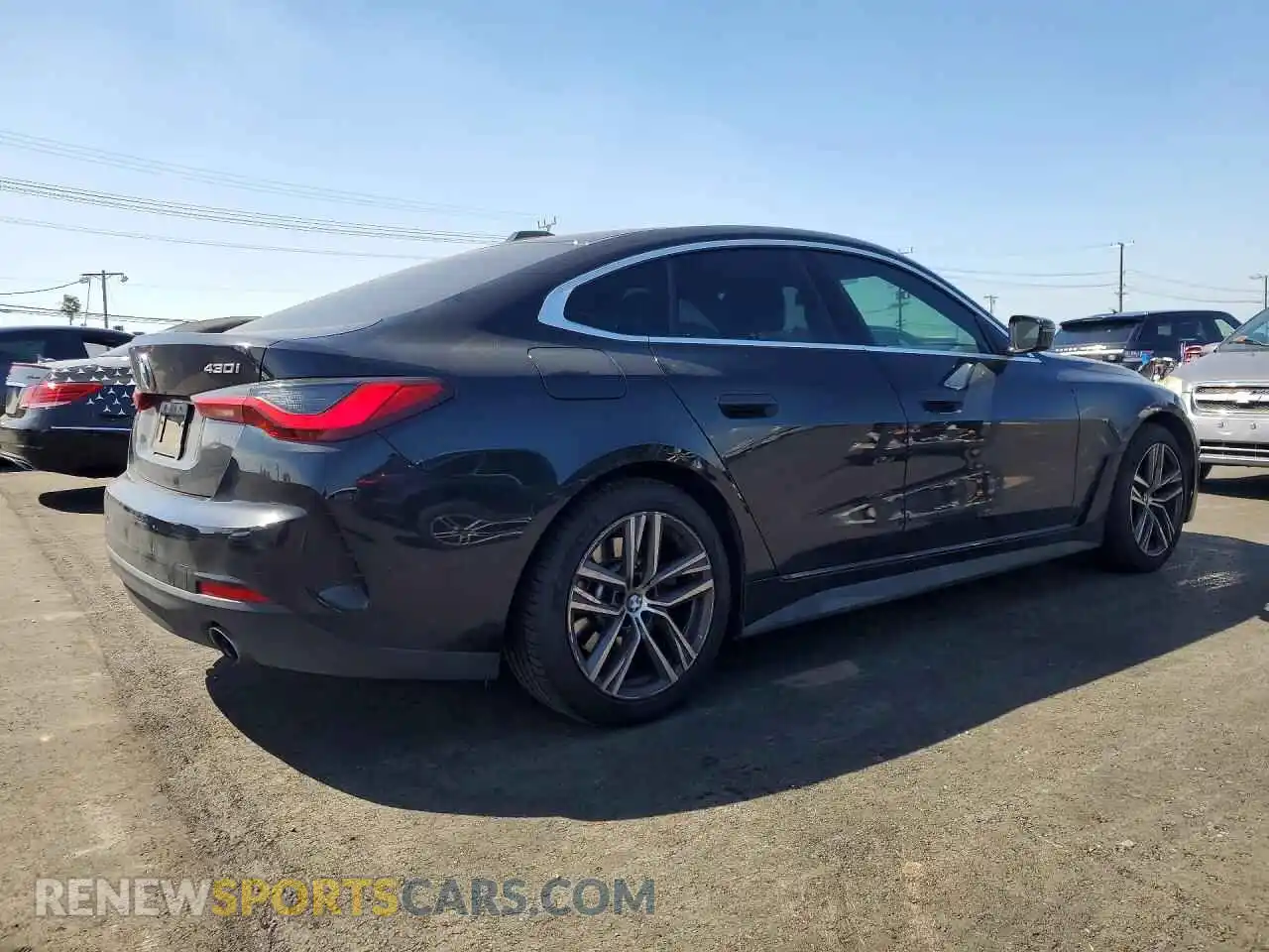 3 fotografías del automóvil dañado WBA63AV03NFM04105 BMW 430I 2022